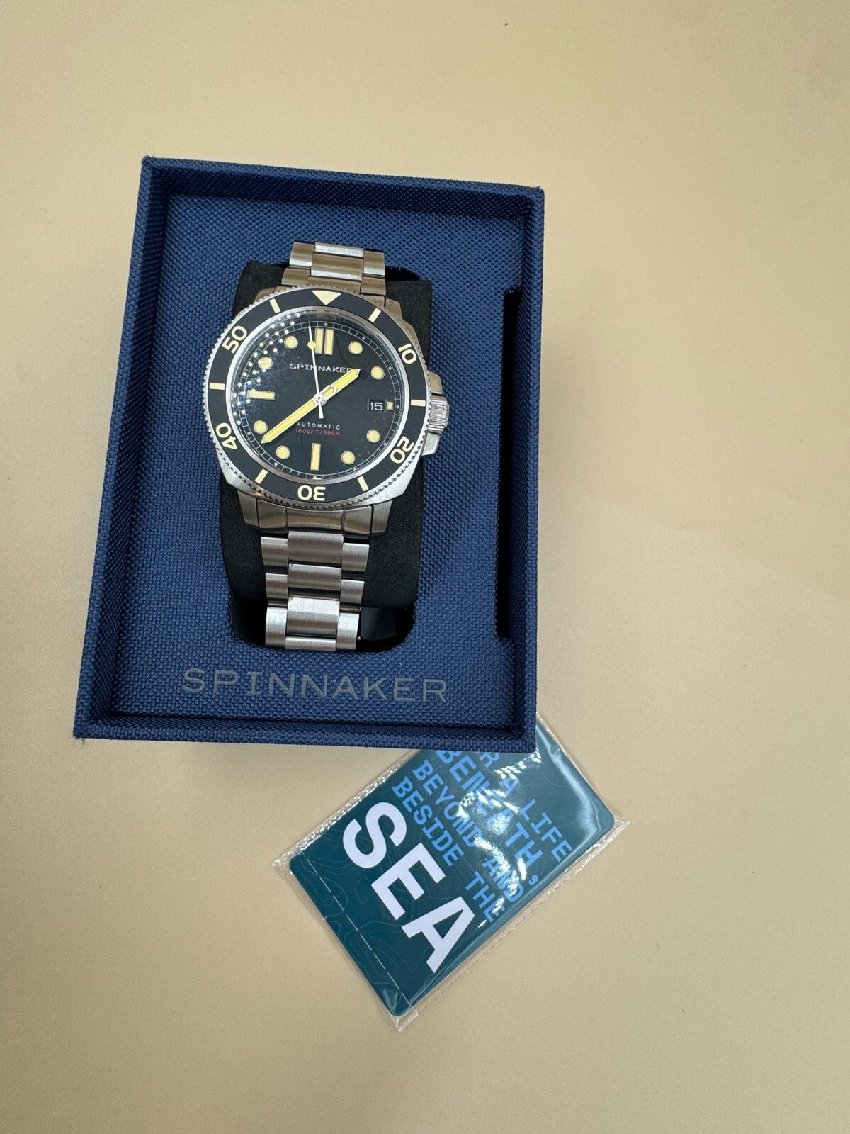 Spinnaker Hull Diver Stainless Steel 42mm Japanese Automatic Wristwatch Silver G