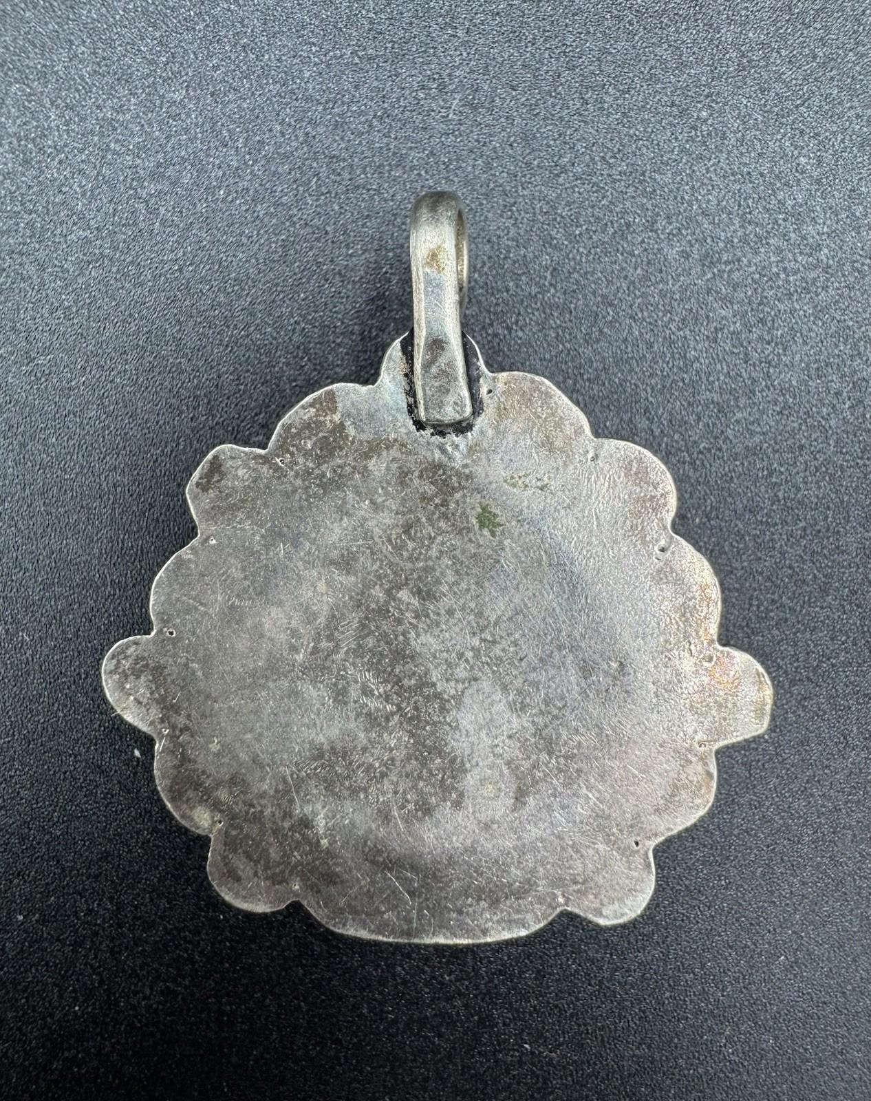 Vintage Navajo Turquoise Pendant Sterling Silver Spiderweb Matrix Heart Shape 22