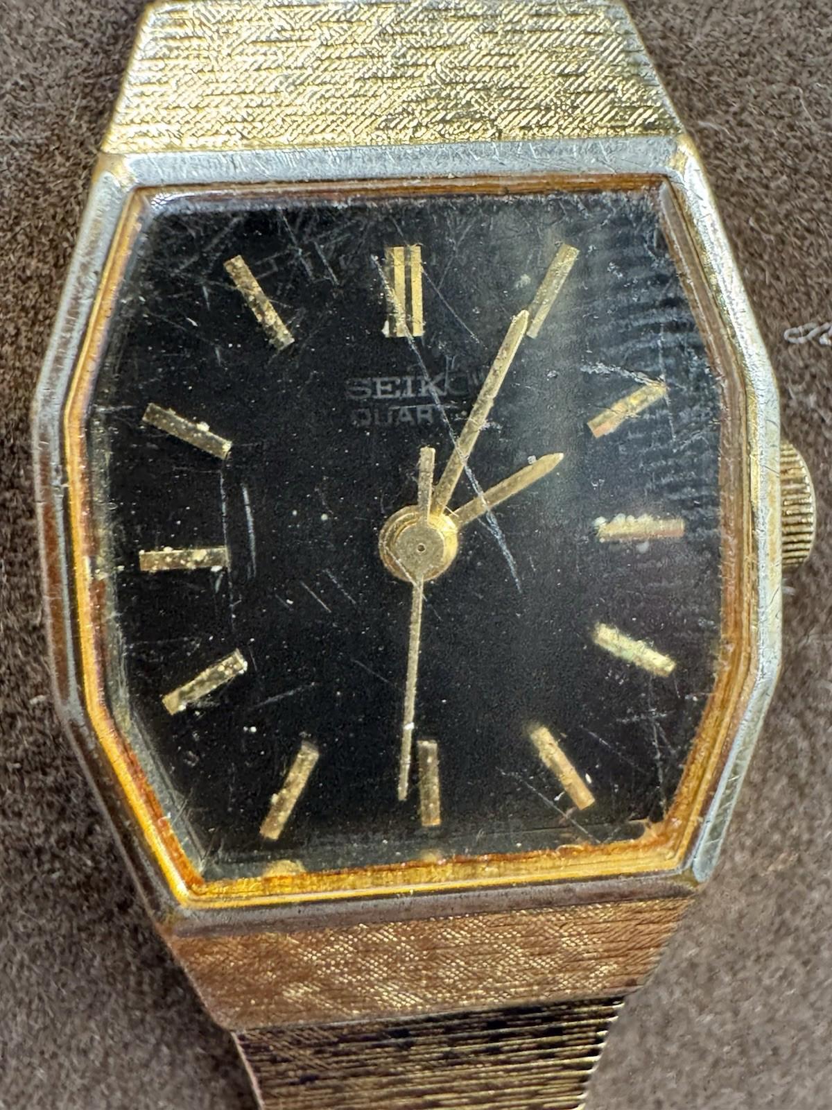 Seiko Watch Women 17mm Black Dial Gold Tone Octagon 1421-5530 Needs Servicing Ba