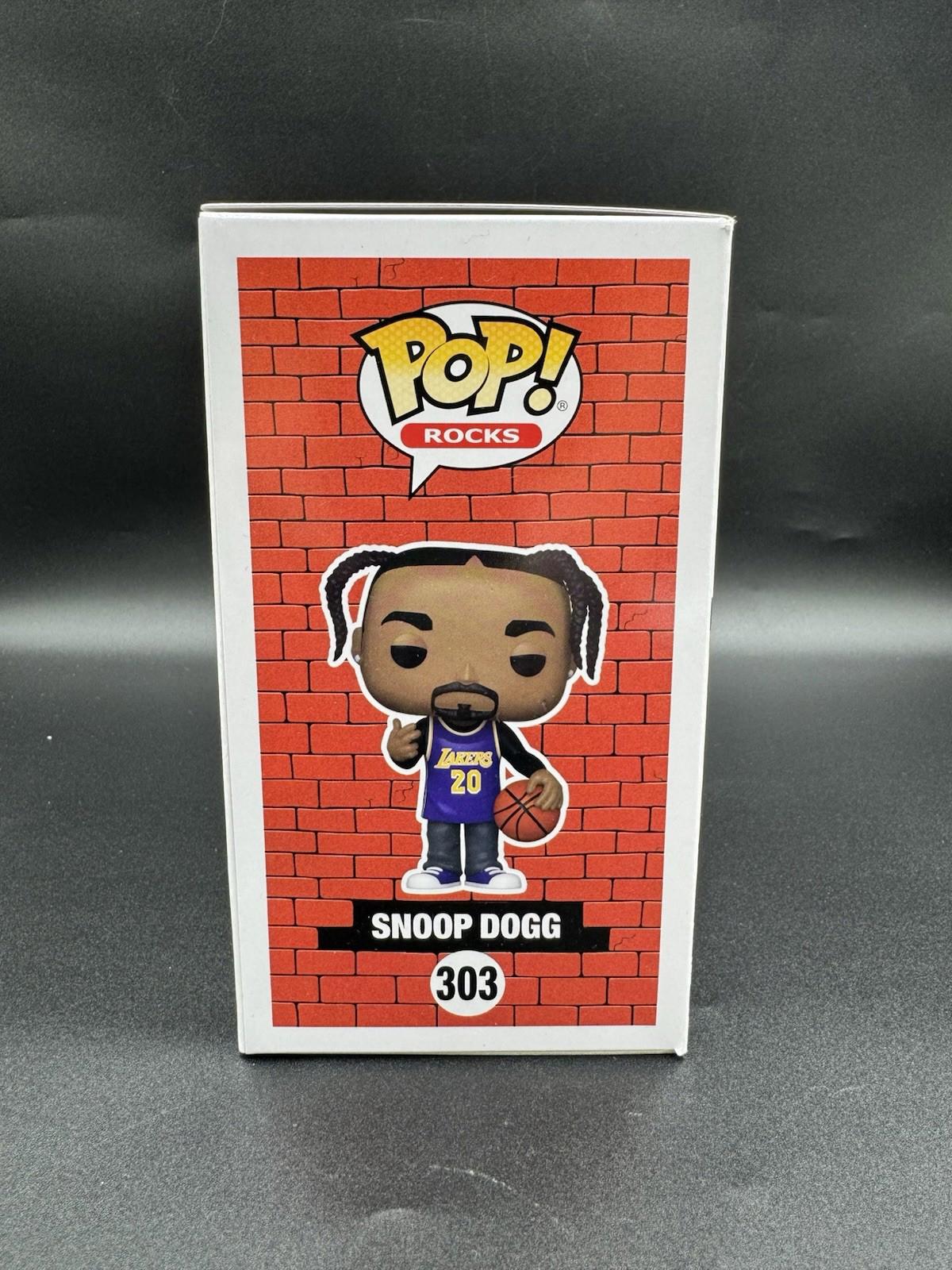 Funko Pop! Snoop Dogg Purple Lakers Jersey #303 15000 LE Dogg House Exclusive VG