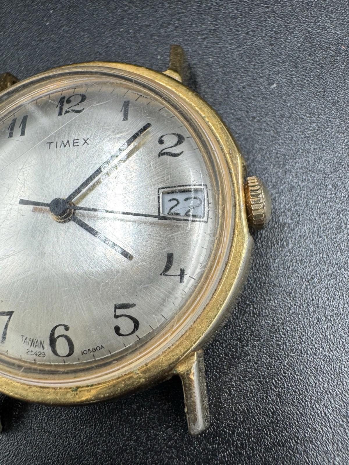 Vintage Timex Wind-up Watch Taiwan 25429 Men's - Works Very Well Missing Band G+