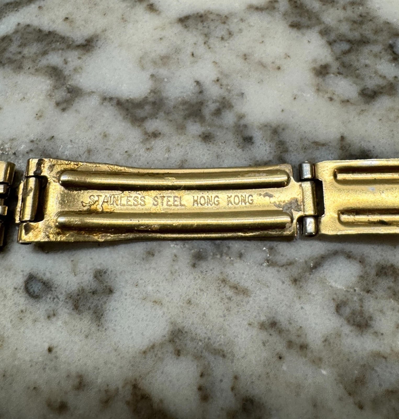 Vintage Timex 377 BA Two Tone Quartz Ladies needs battery