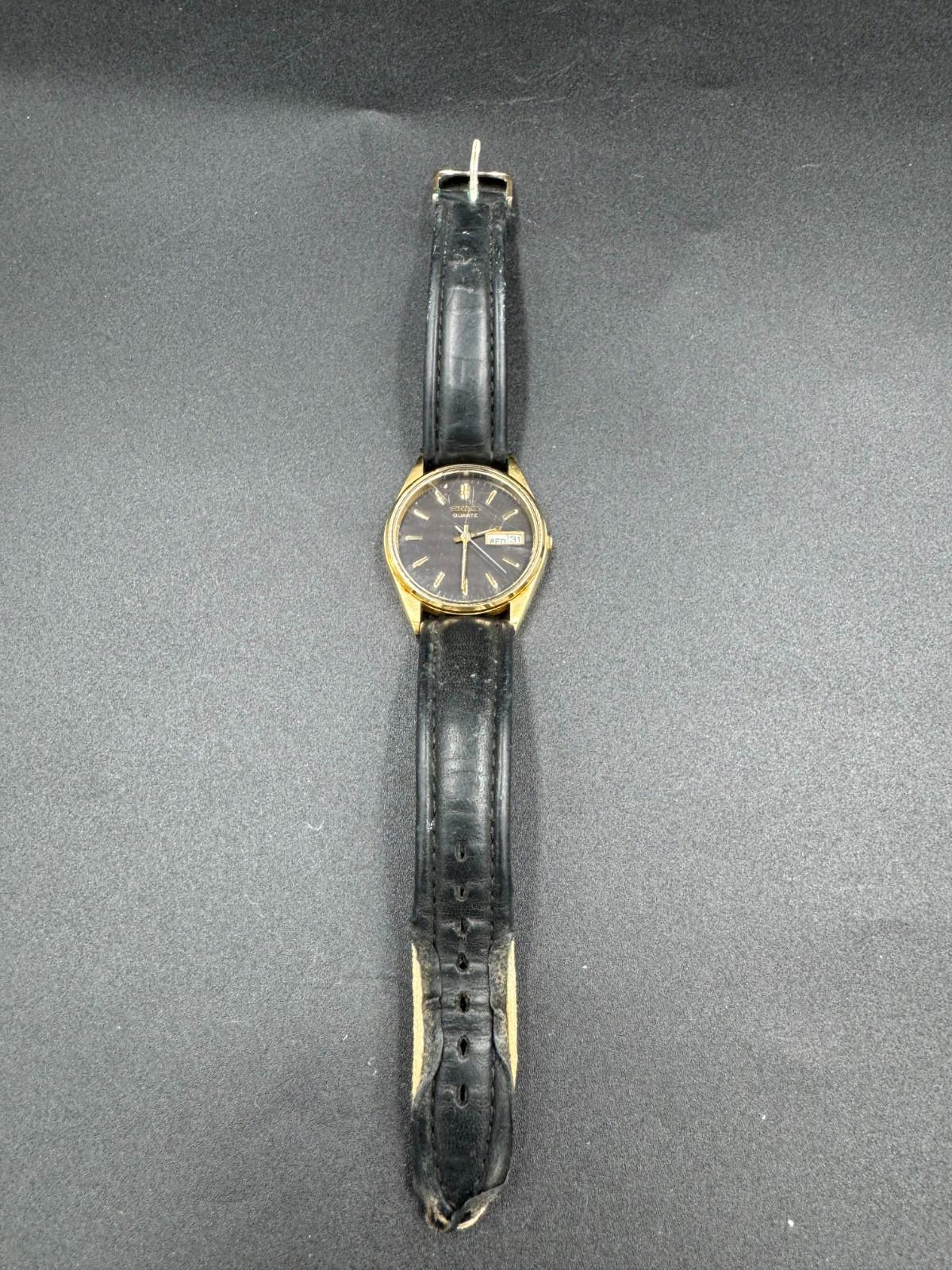 Seiko Quartz Vintage Black Dial Gold Tone Case 34mm 7N43-8128 - Needs Servicing