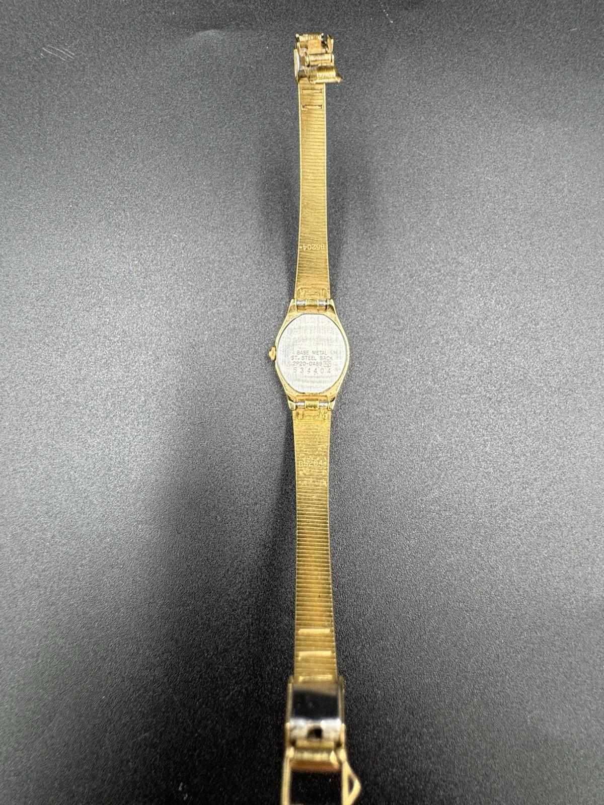 Seiko Quartz Dress Watch Women 2P20-0A89 Gold Dial & Band New Batttery Works VG+