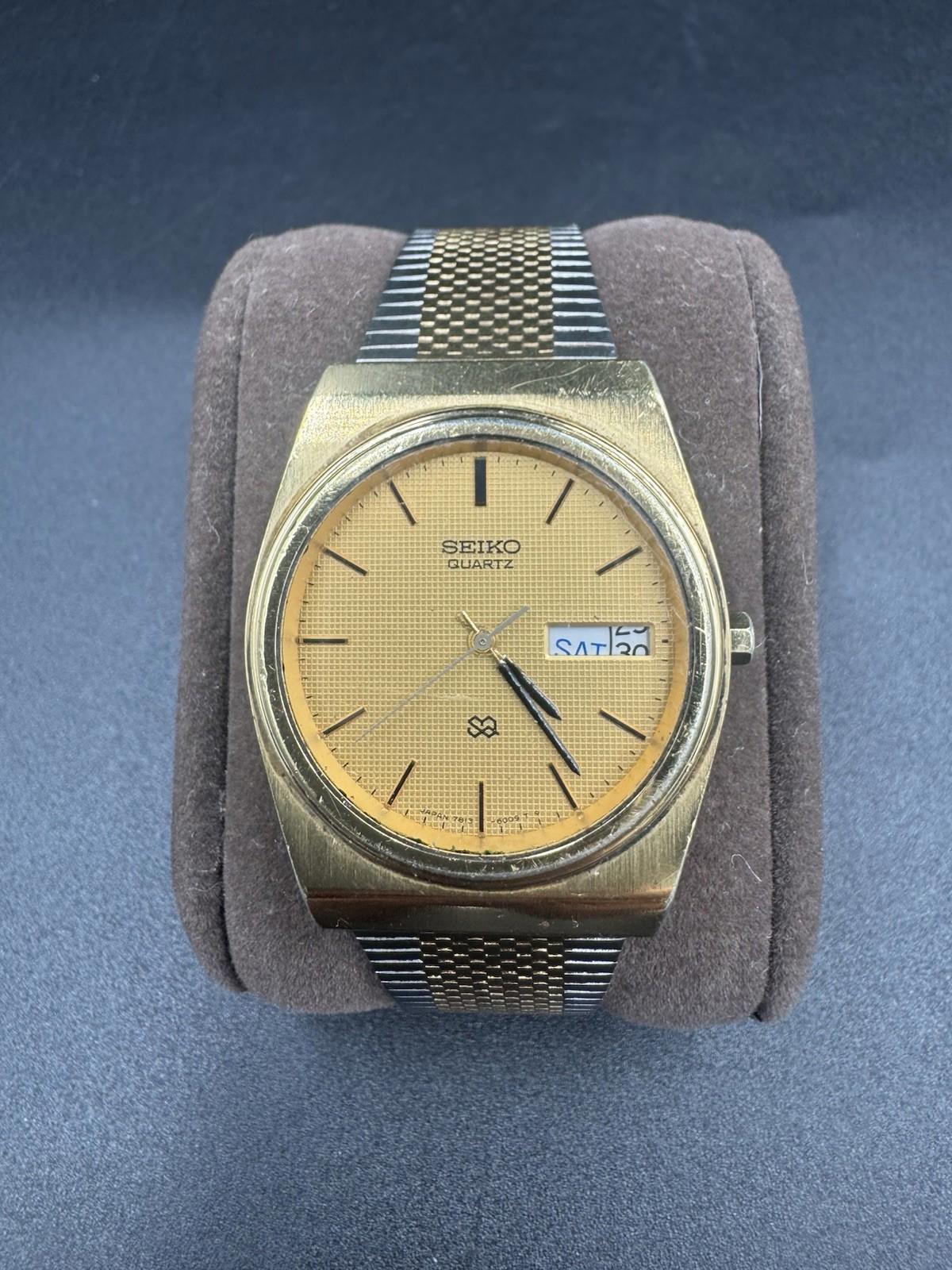 Vintage Seiko Quartz Day Date Gold Dial Watch Hamilton Band Non-Running