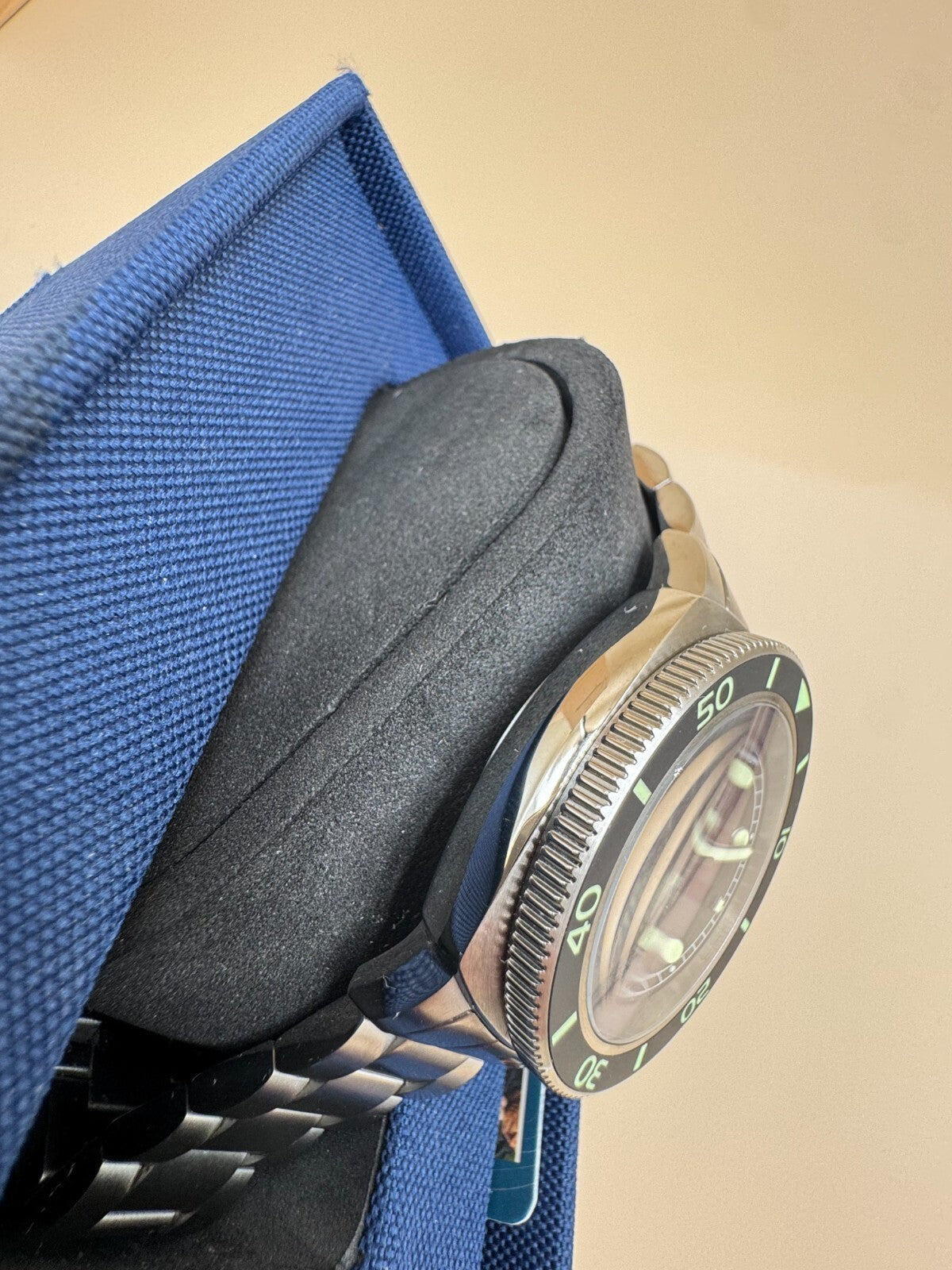 Spinnaker Hull Diver Stainless Steel 42mm Japanese Automatic 300m Full Kit Watch