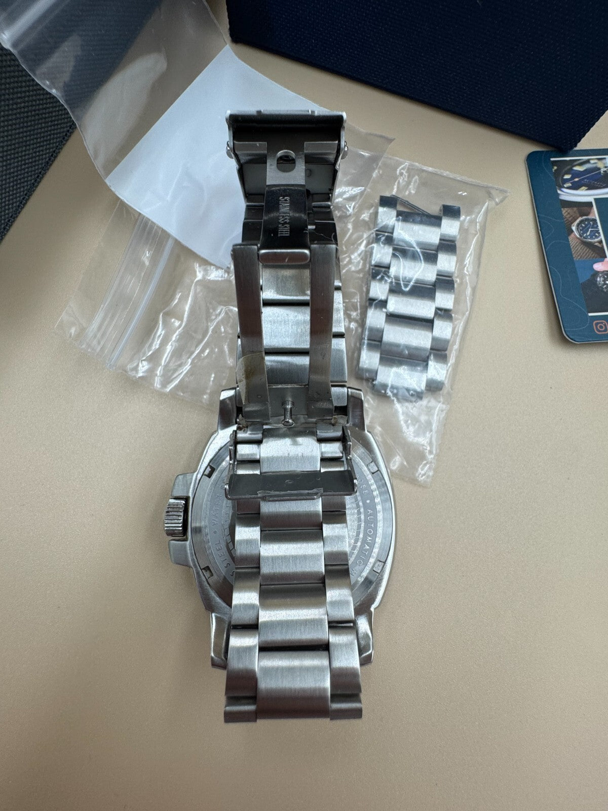 Spinnaker Hull Diver Stainless Steel 42mm Japanese Automatic 300m Full Kit Watch