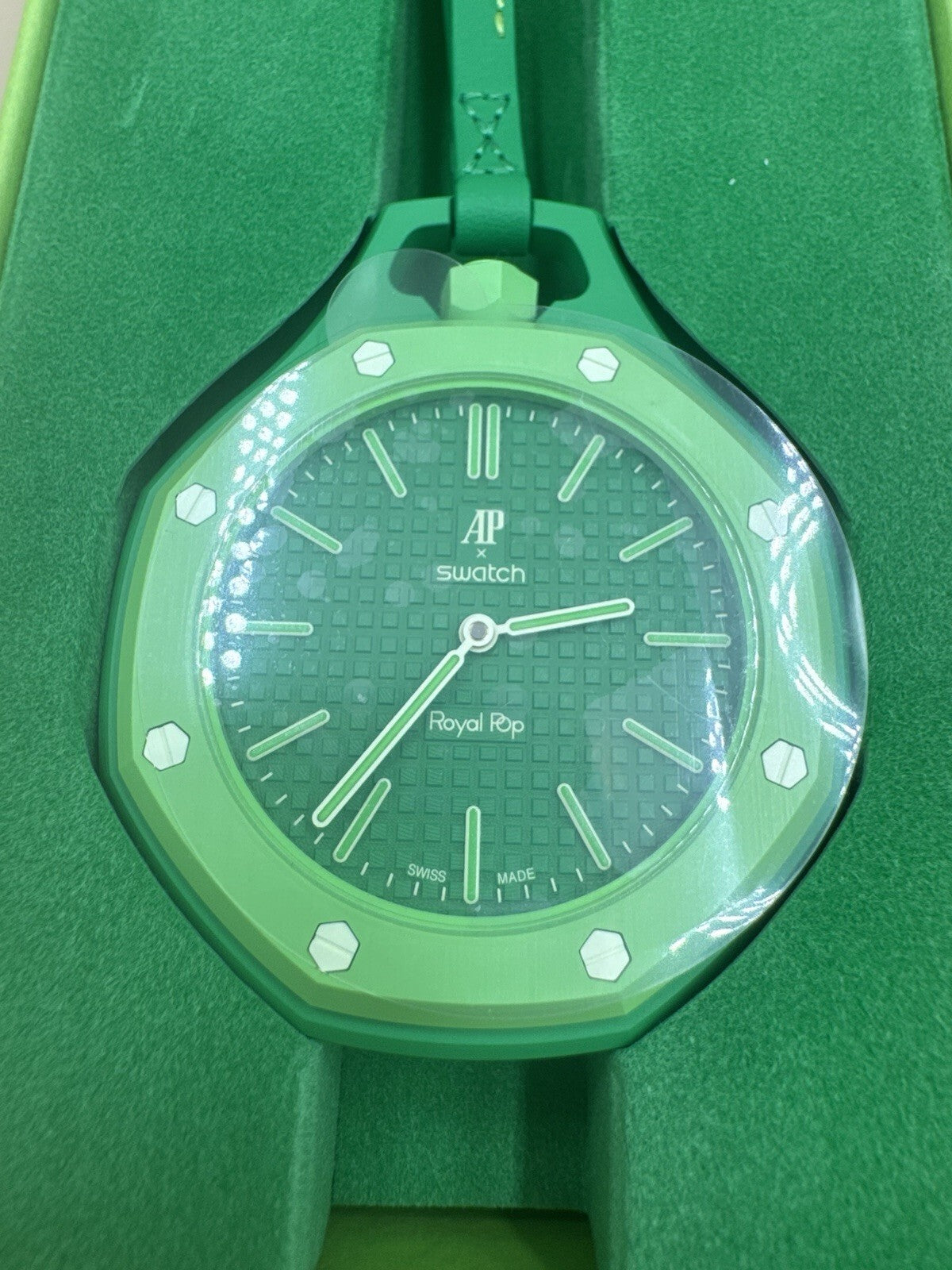 BRAND NEW AP Swatch Royal Pop Green Eight Limited Edition 41mm w/ Box & Papers