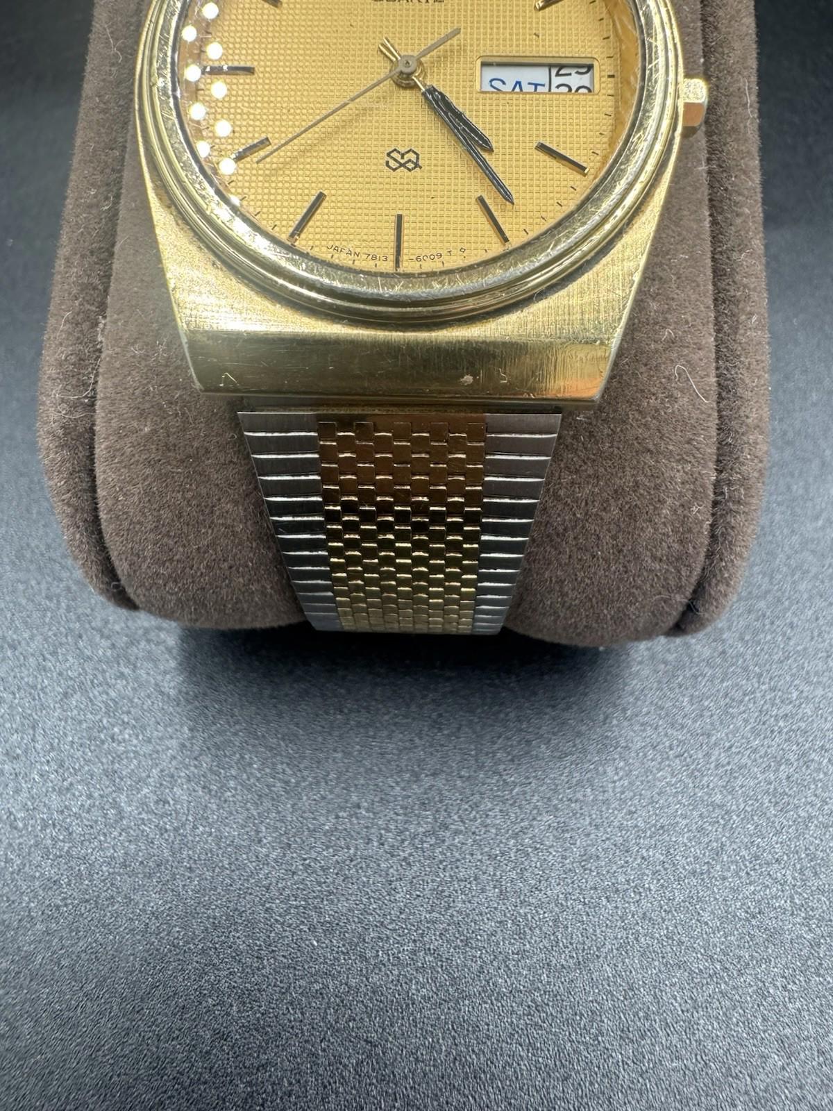 Vintage Seiko Quartz Day Date Gold Dial Watch Hamilton Band Non-Running