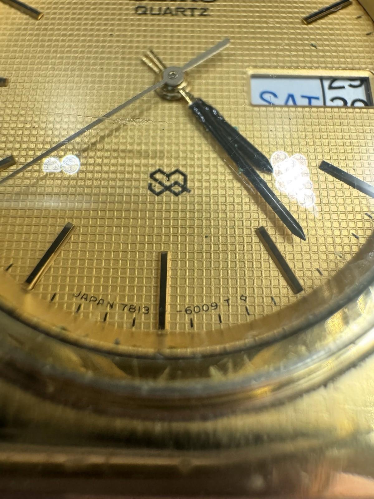 Vintage Seiko Quartz Day Date Gold Dial Watch Hamilton Band Non-Running