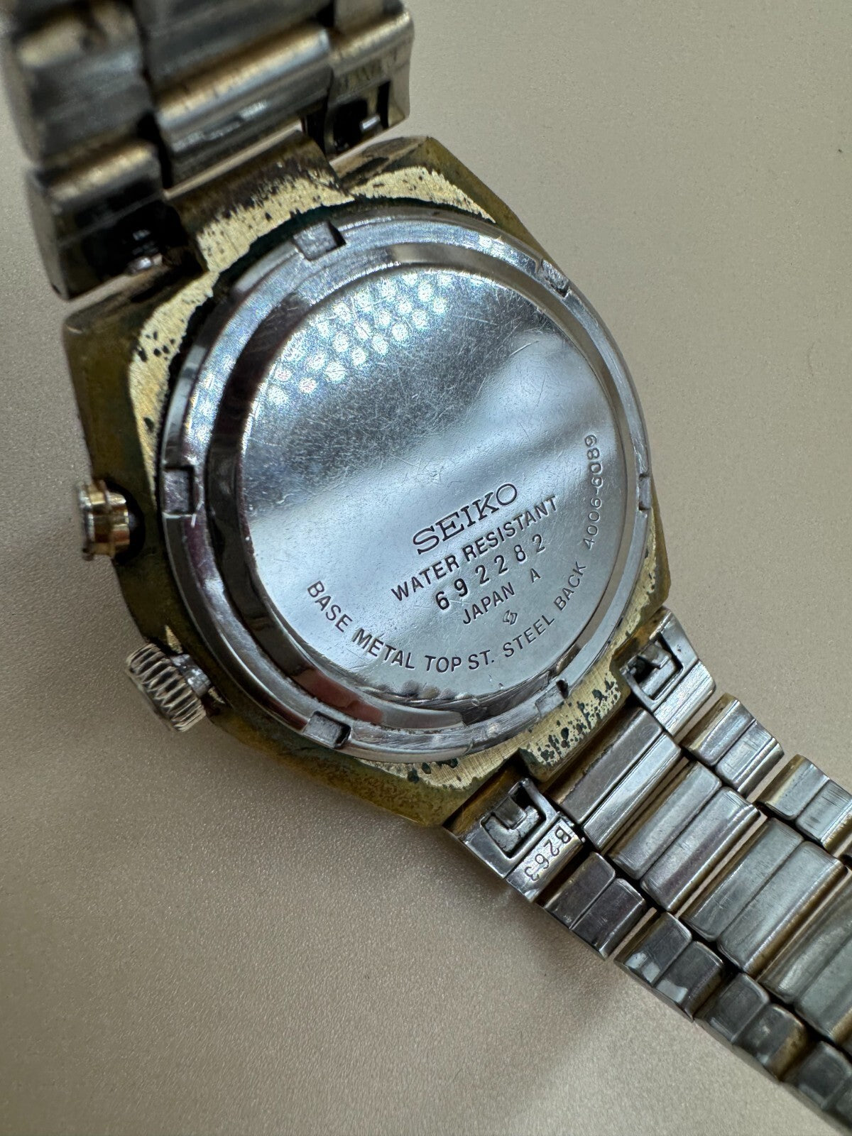Seiko Men’s Bell Matic Vintage Mechanical Alarm Wristwatch 4006-6100 Black Blue