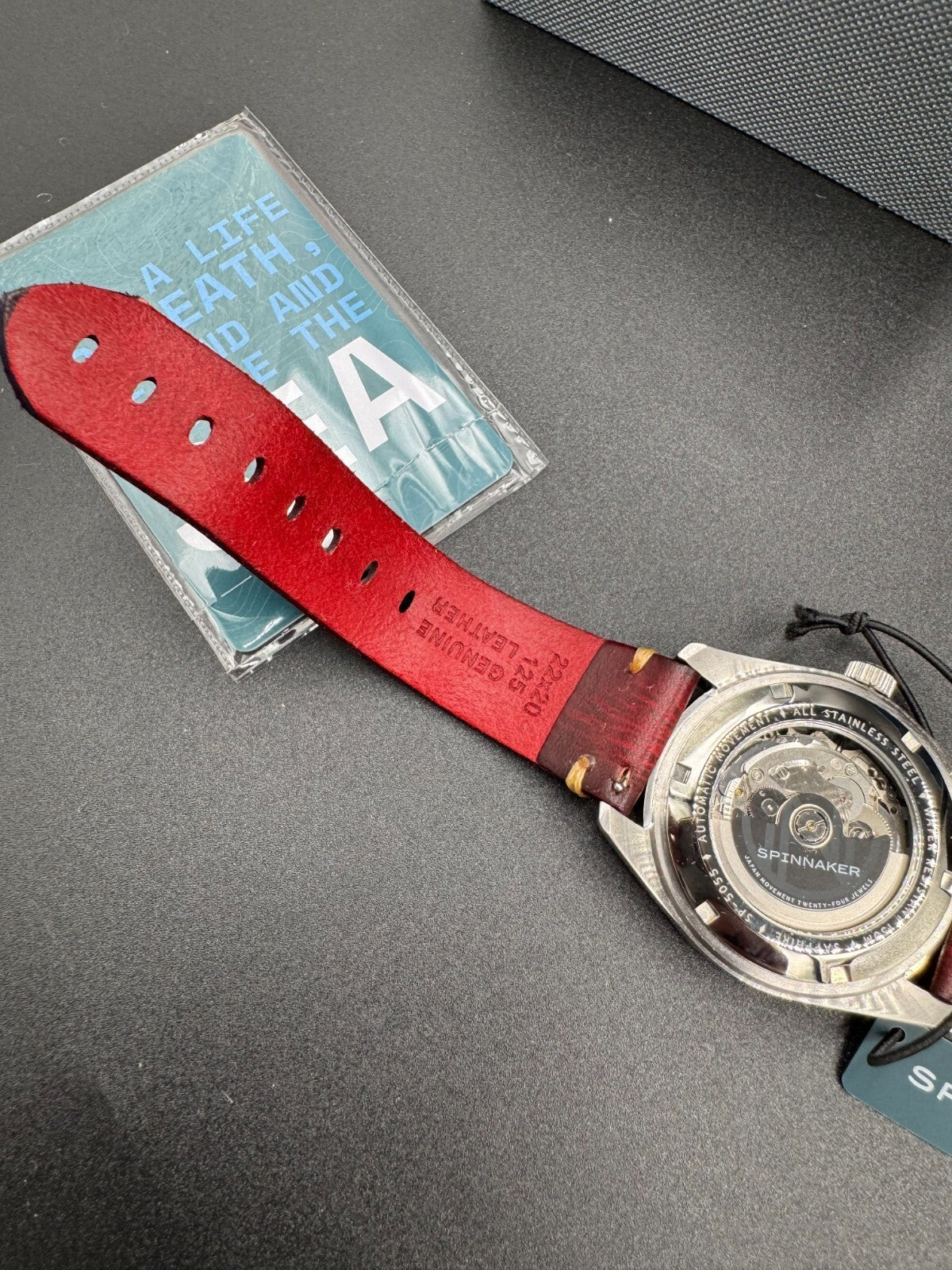 Spinnaker SP-5055-07 Automatic Diver 41mm Red Dial Sapphire 150m Red Leather NM+