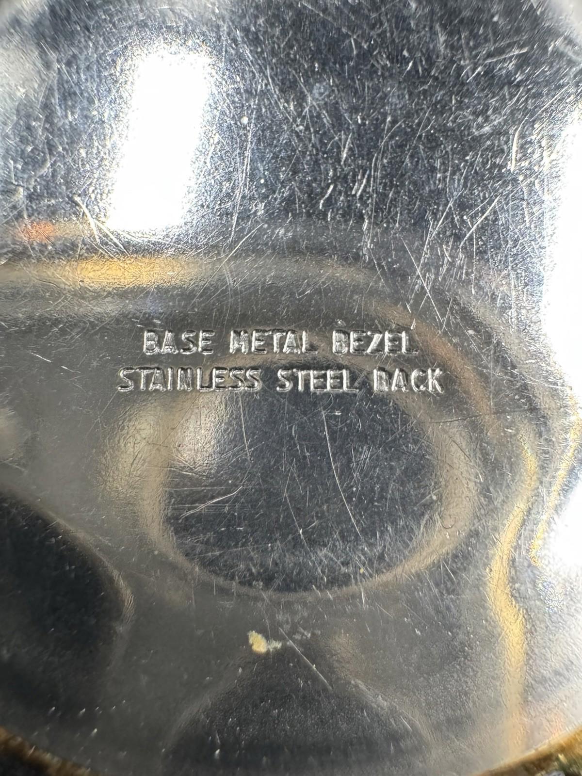 Vintage Timex Wind-up Watch Taiwan 25429 Men's - Works Very Well Missing Band G+