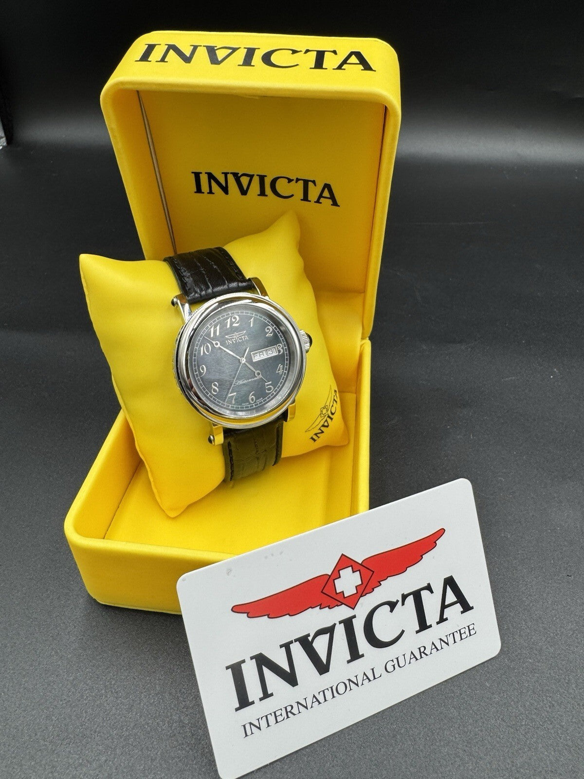 Invicta Swiss Made 1948 mod. 2805 Automatic Eta2836-2 Blk M.O.P Dial w/ box COA