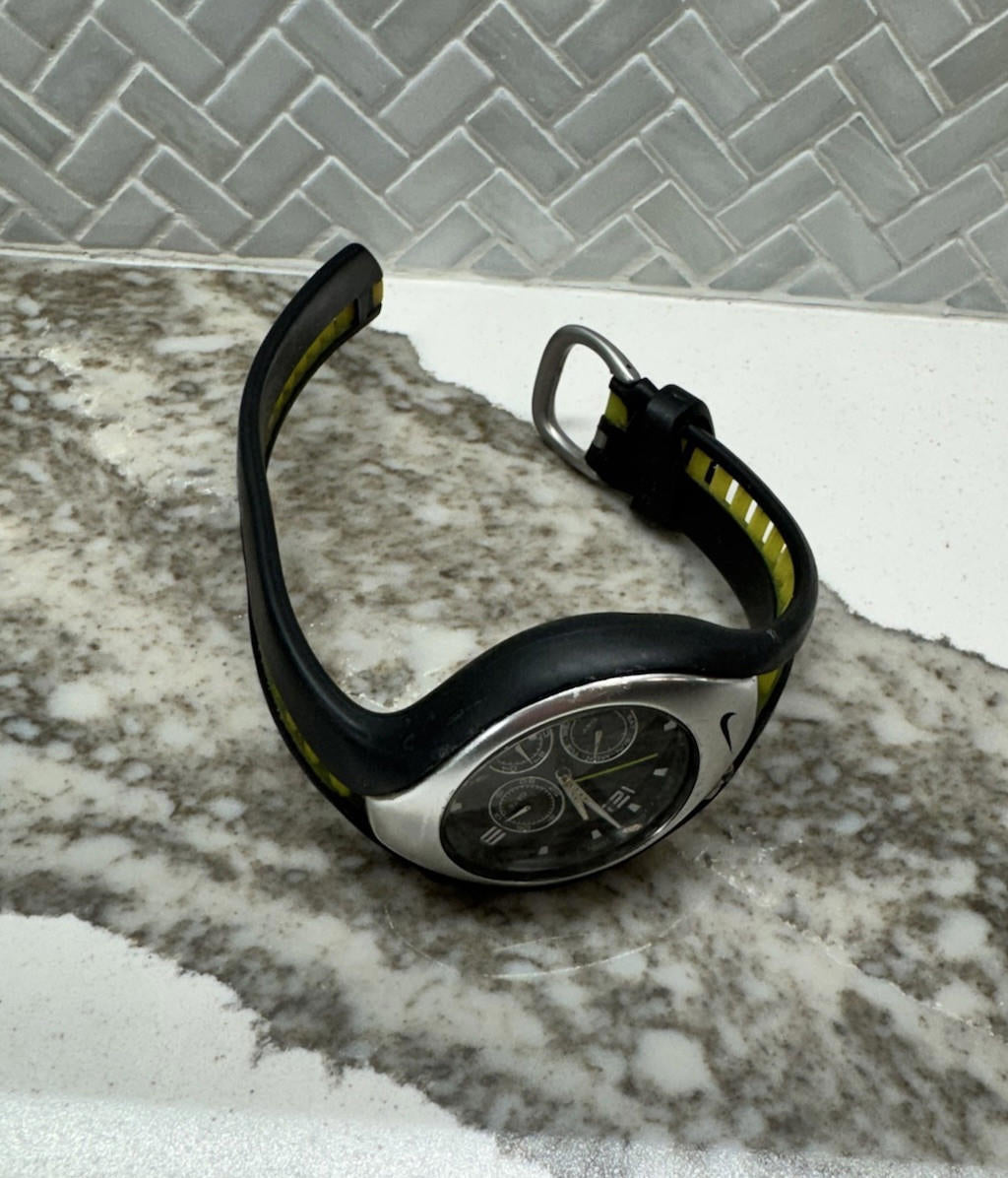Nike Triax Swift 3I Watch Very Rare Vintage with new battery works great!