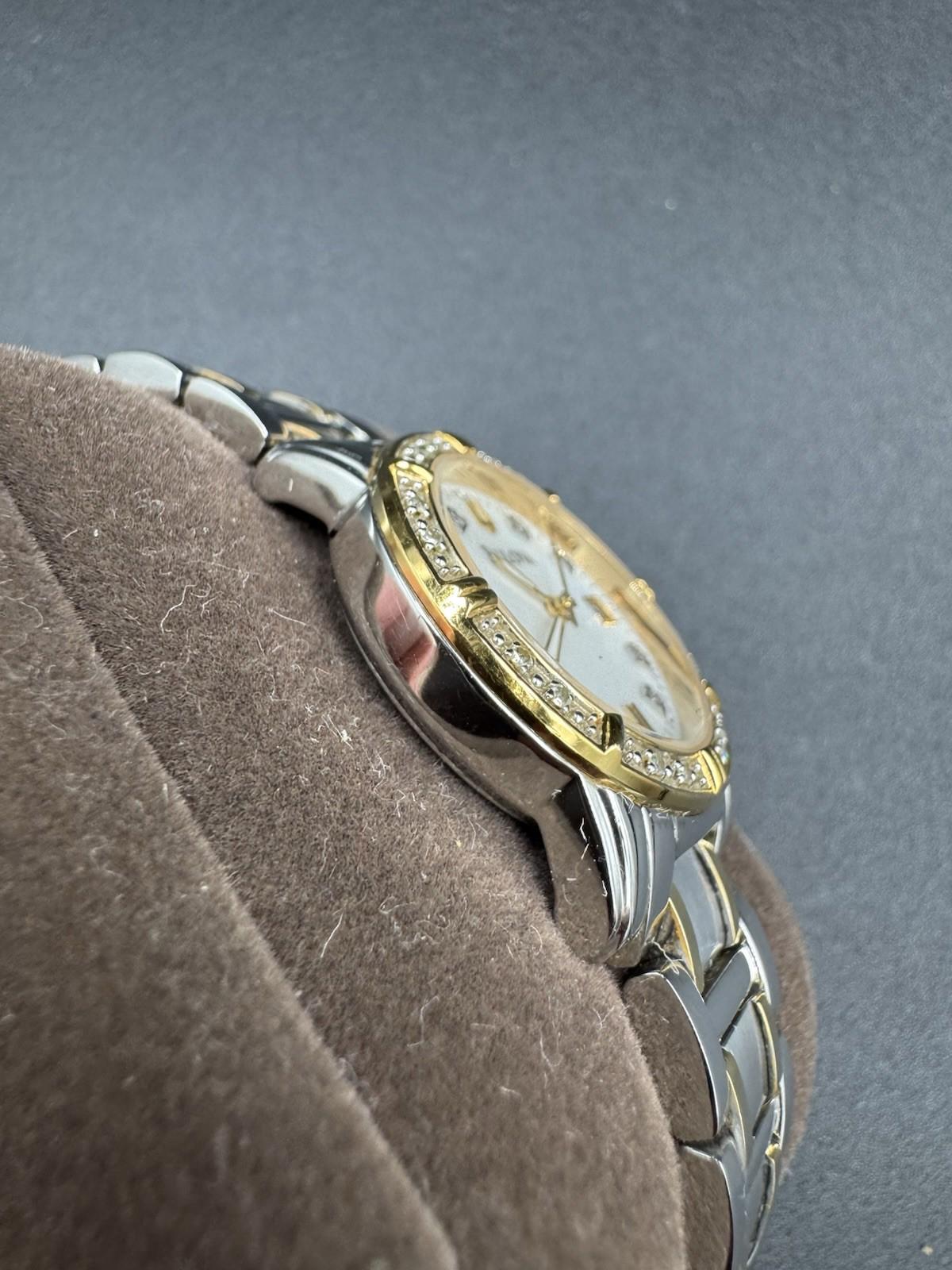Bulova Watch Women 26mm Silver Gold Tone 98R107 MOP Diamond with New Battery  VG