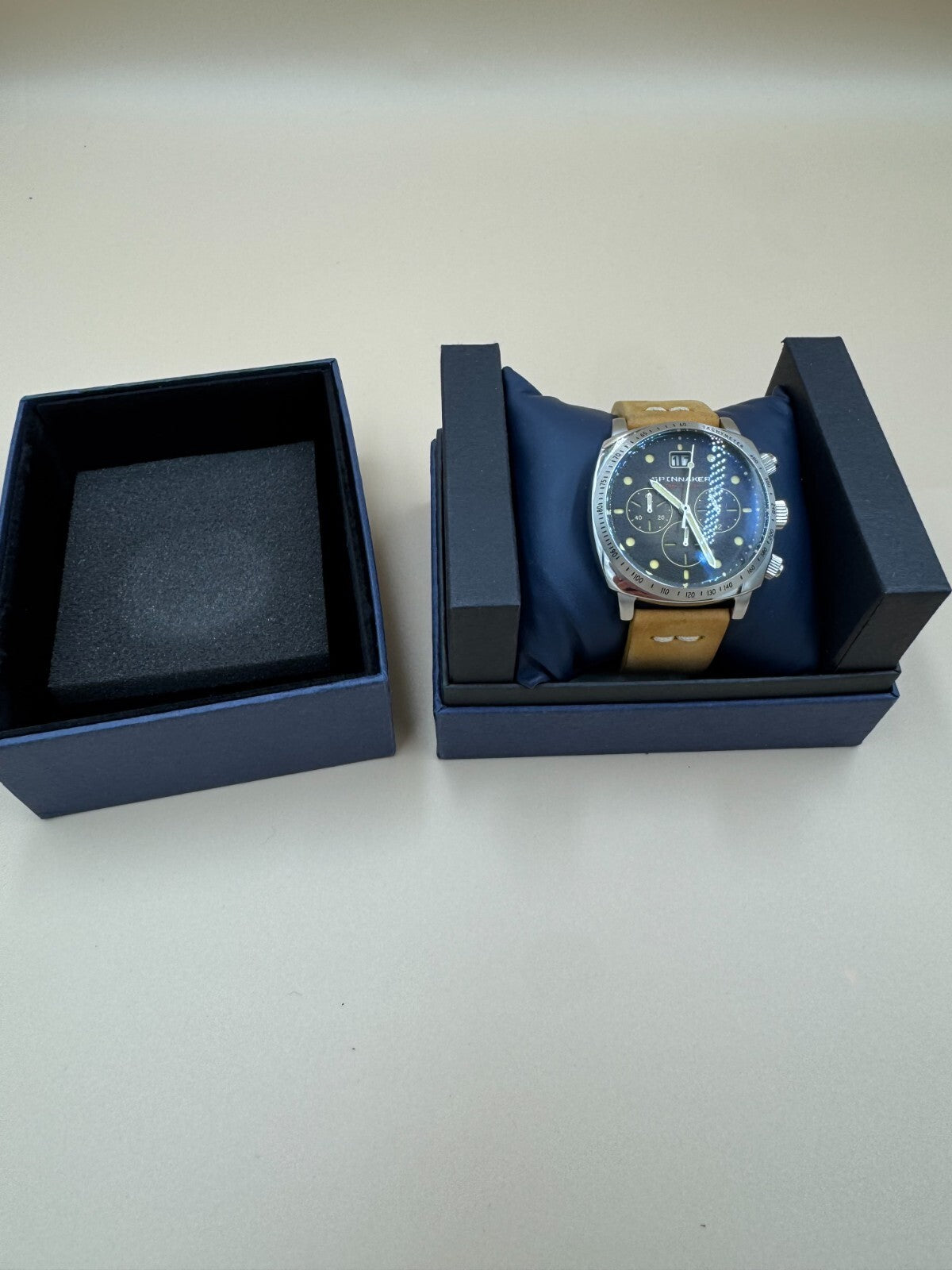 Spinnaker Hull Stainless Steel 42mm Japanese Quartz Wristwatch Beige Strap Steel