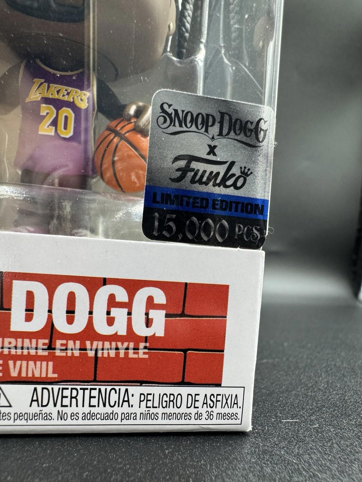 Funko Pop! Snoop Dogg Purple Lakers Jersey #303 15000 LE Dogg House Exclusive VG
