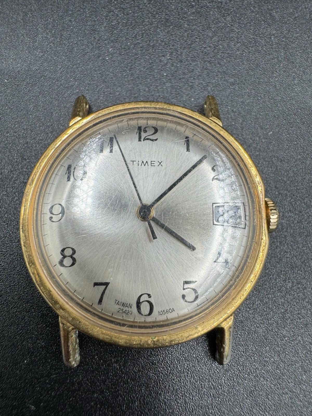 Vintage Timex Wind-up Watch Taiwan 25429 Men's - Works Very Well Missing Band G+