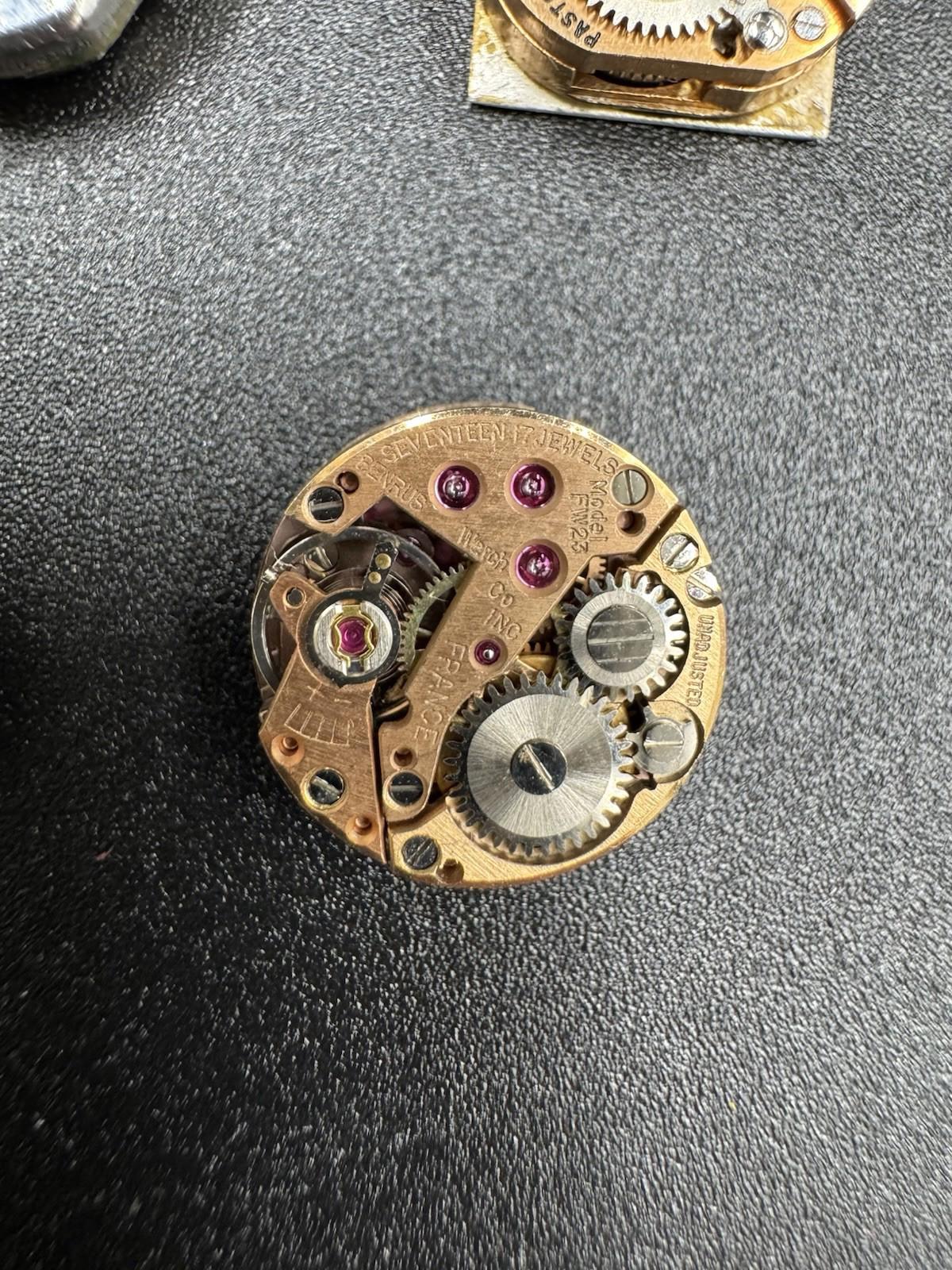 Watch Movements Lot of 4 Hamilton Benrus Riviera Hoga 17J