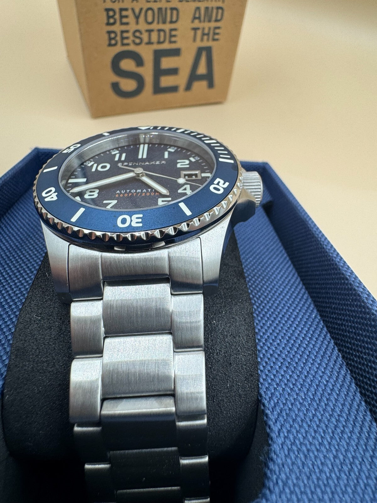 Spinnaker Hunley SP-5102 Diver Men's Watch with Original Bracelet and Box Blue M