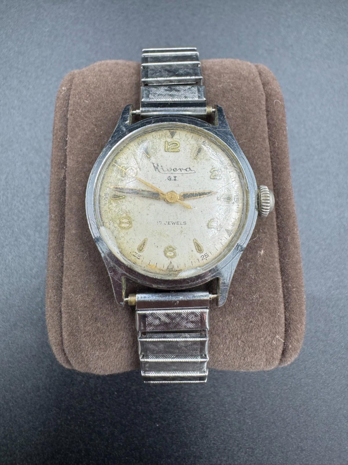 Vintage Riversa G.I. Swiss Watch 17 Jewels Selca Movement Incabloc Needs service