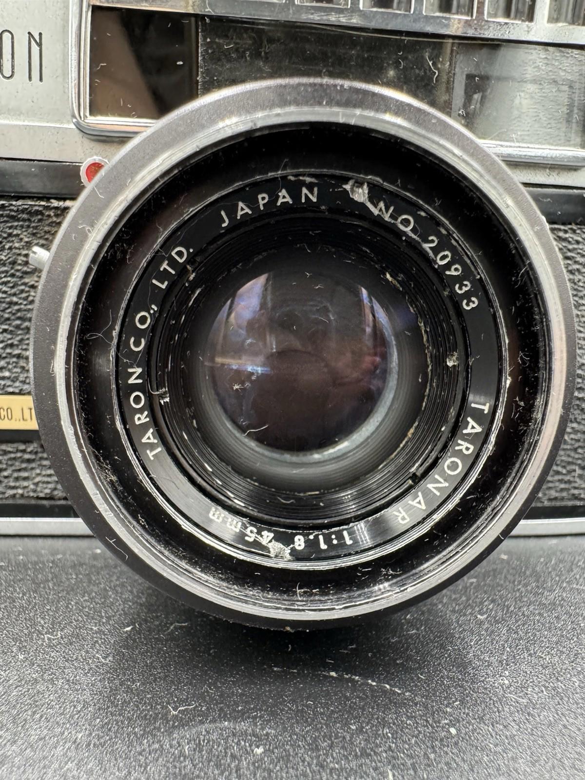 Vintage Taron Eyemax 1.8 45mm Camera Made In Japan No.20933 Untested Silver Cam