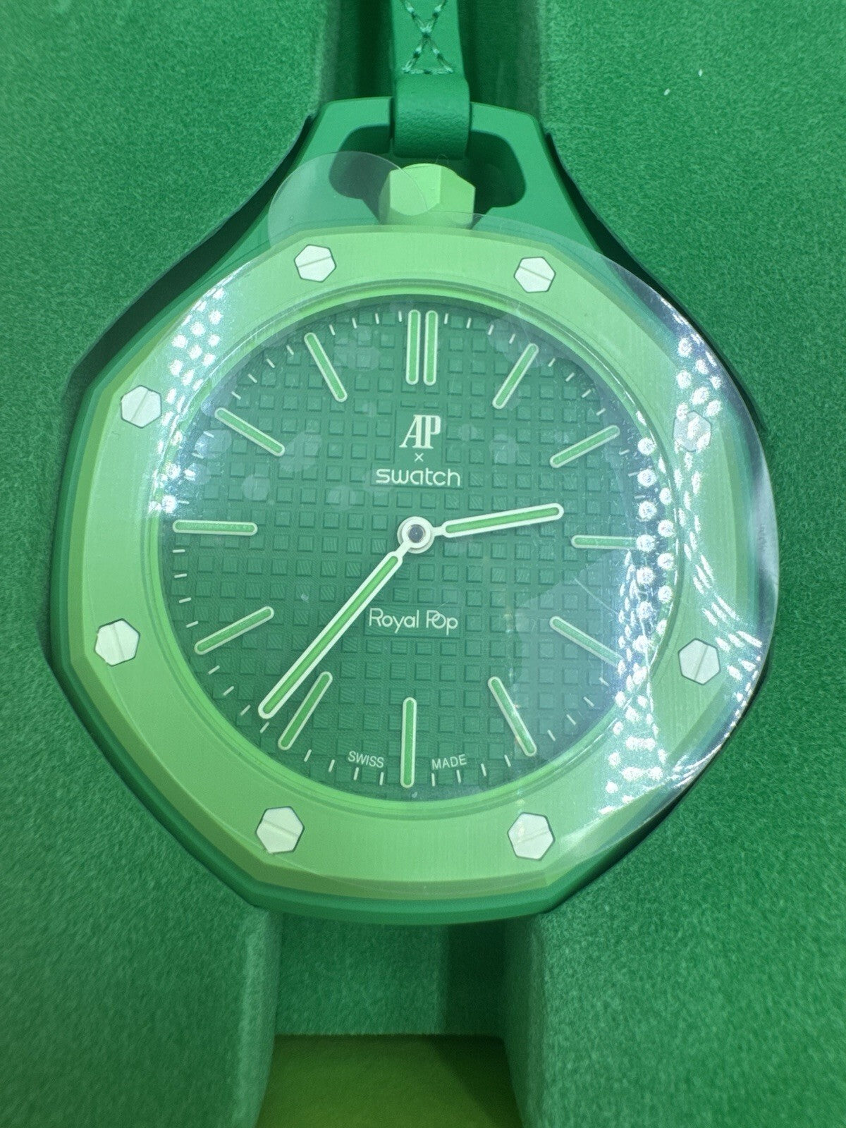BRAND NEW AP Swatch Royal Pop Green Eight Limited Edition 41mm w/ Box & Papers