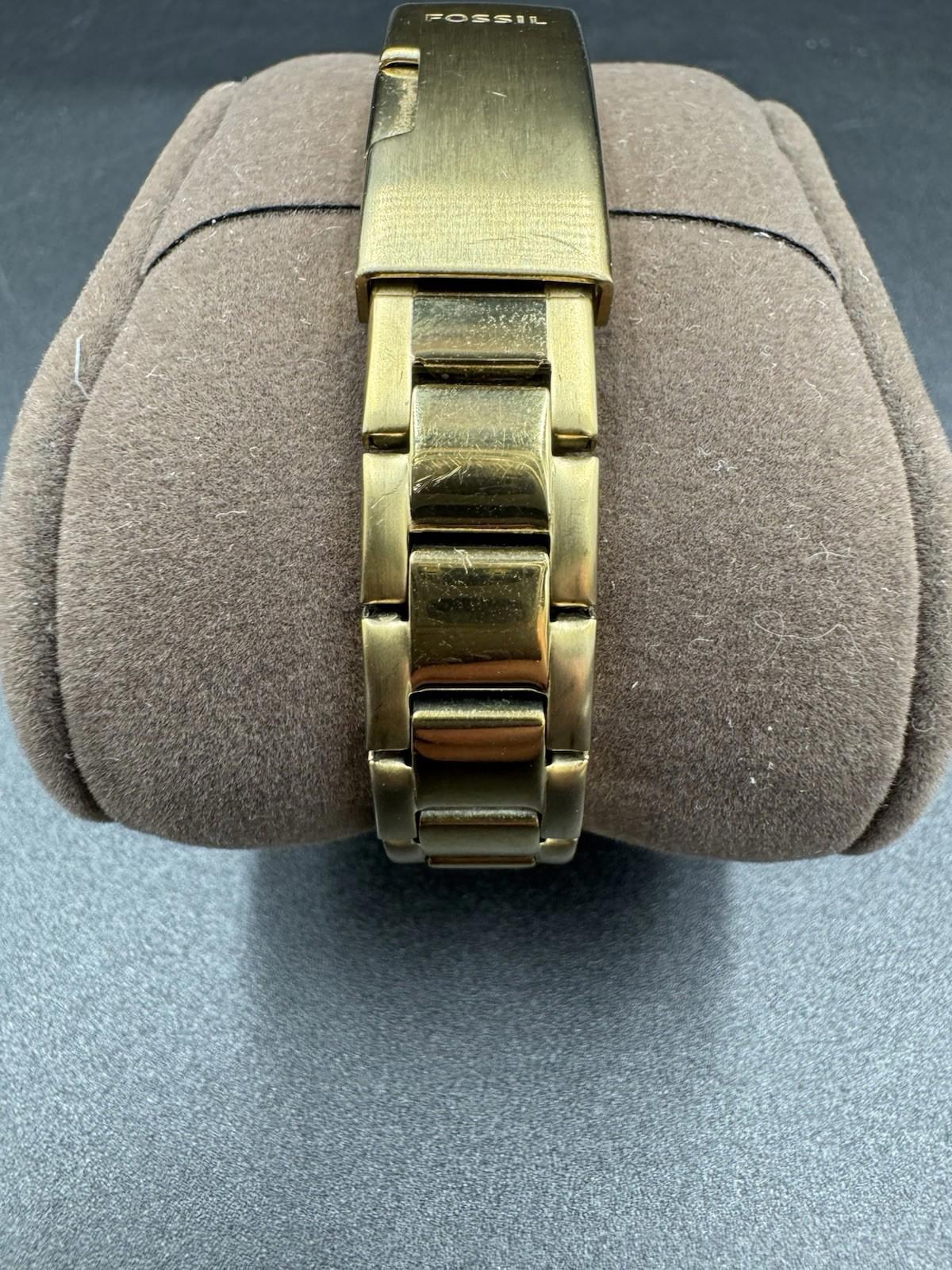 Women's FOSSIL Gold Tone Watch AM-4365 w/ New Battery - Works Great! b77