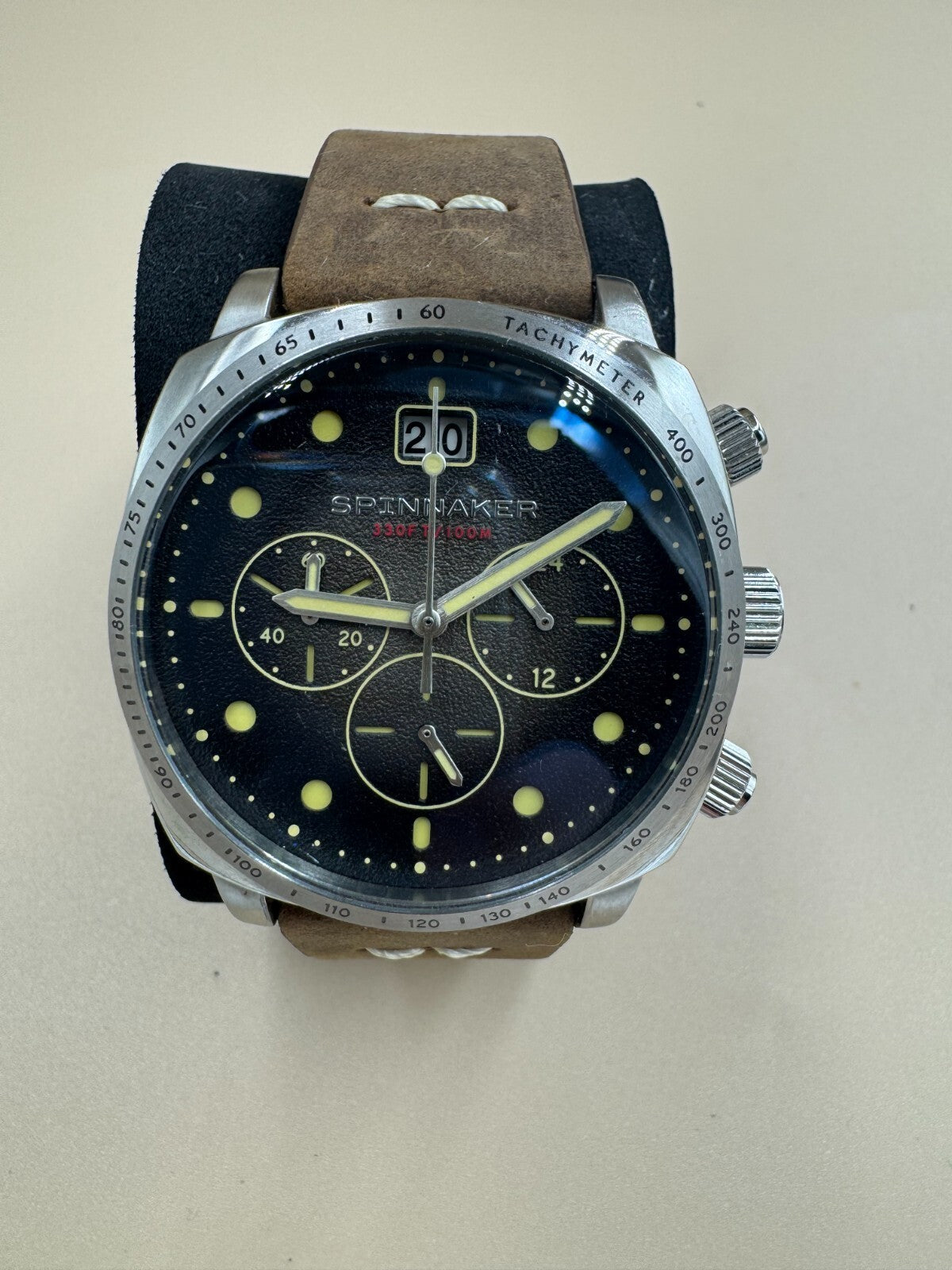 Spinnaker Hull SP-5068-02 Mens Chronograph 42mm Watch Brown Dial w Box and Paper