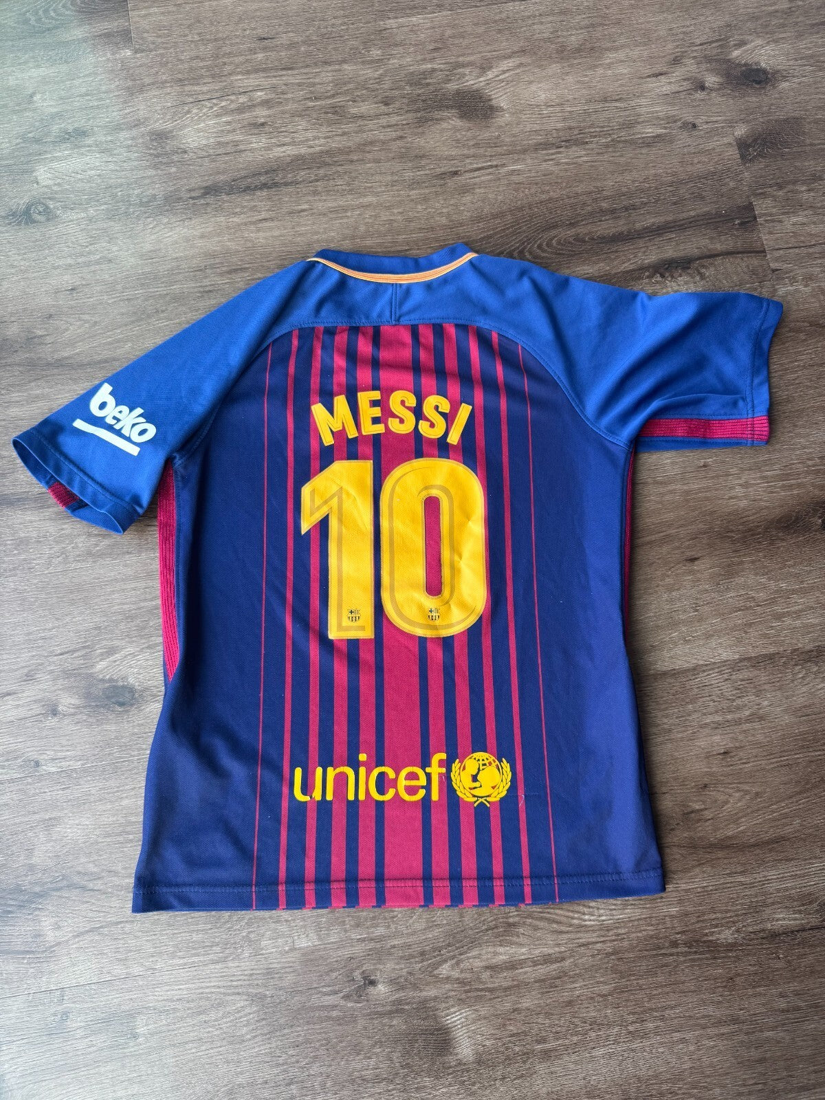 Nike FC Barcelona Lionel Messi #10 Youth Size 28 Jersey 2017 2018 Dri-FIT La Lig