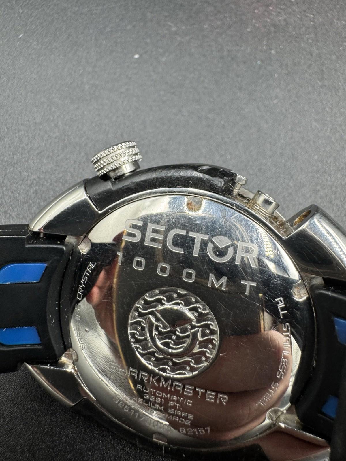 Sector Shark Master 1000 MT No Limits Diver ETA 25J Auto + 3281 FT. Helium Safe