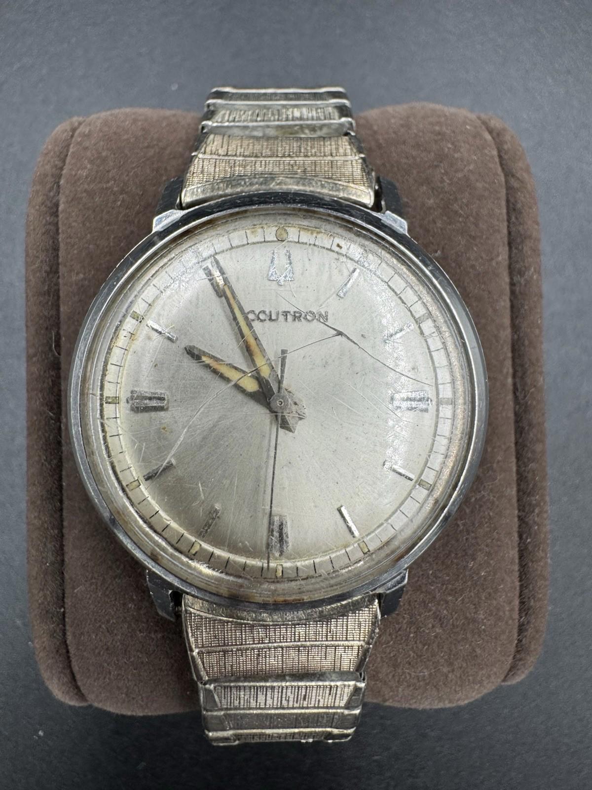 Bulova 1969 (M9) Accutron 214 (Ref. g19199) Stainless Steel Waterproof Watch Vtg
