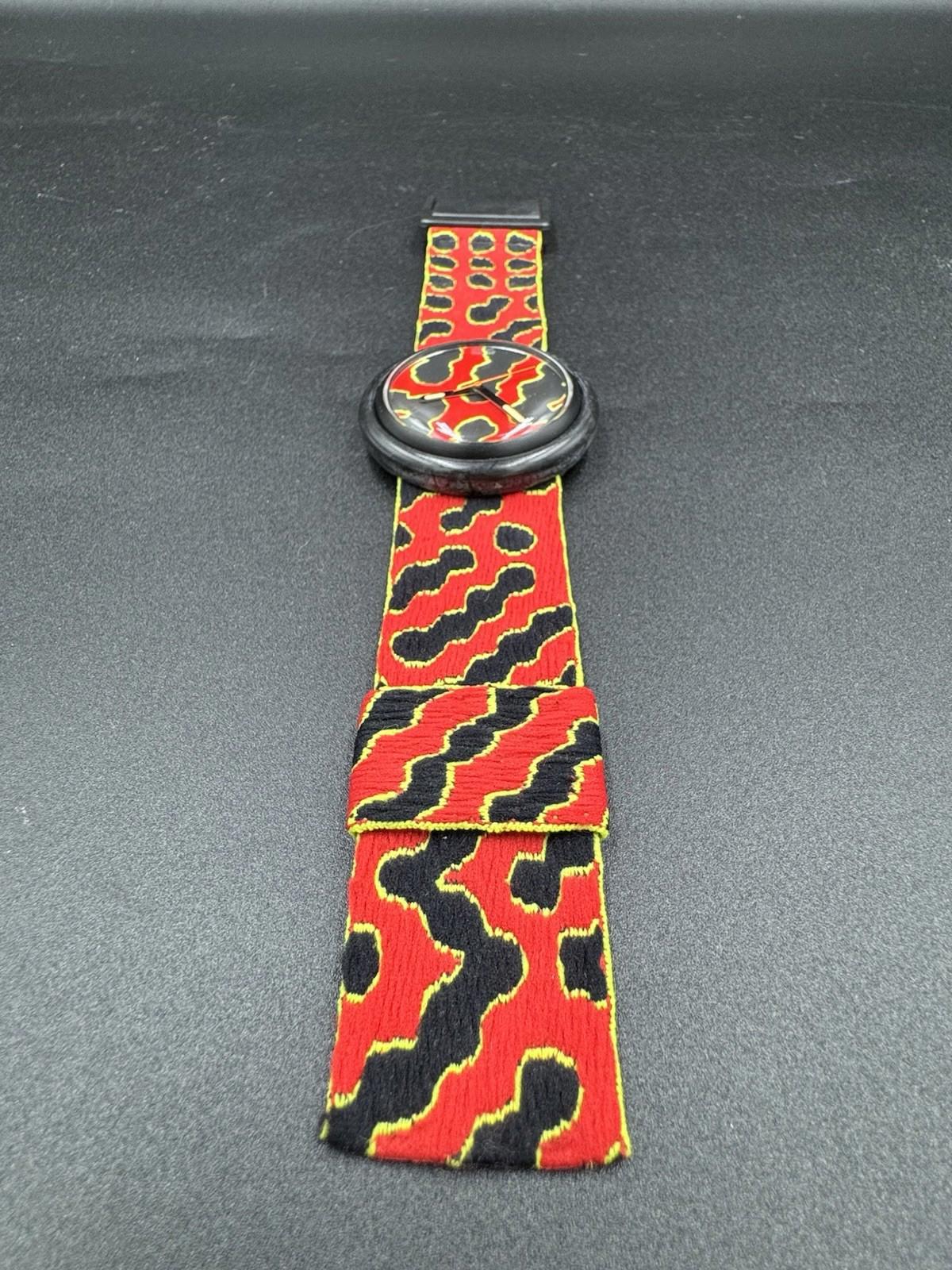 Rare 1988 Pop Swatch PWBB104 Trifoli Animal Quartz Watch