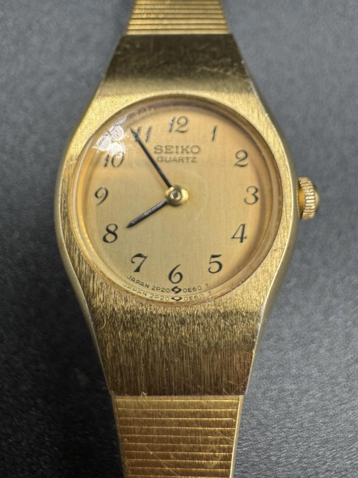 Seiko Quartz Dress Watch Women 2P20-0A89 Gold Dial & Band New Batttery Works VG+