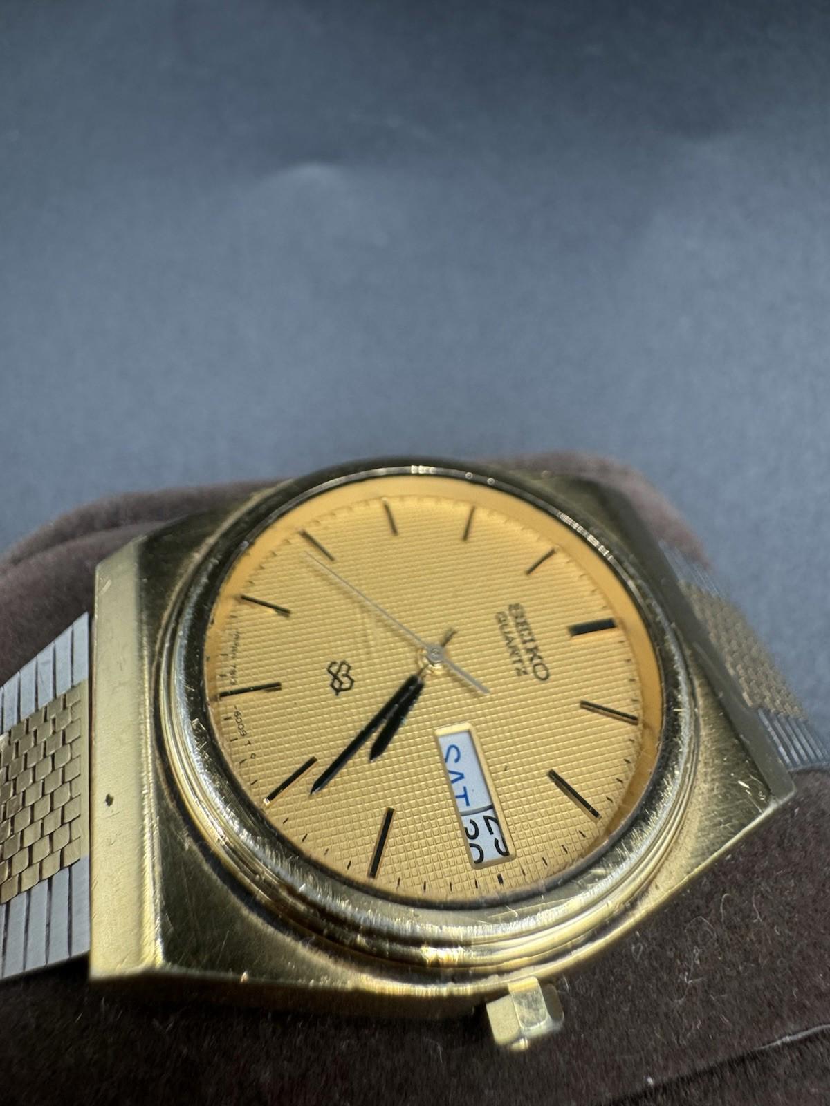 Vintage Seiko Quartz Day Date Gold Dial Watch Hamilton Band Non-Running