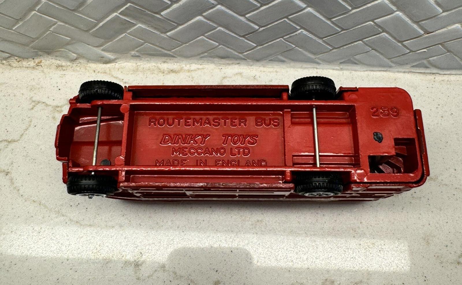 Dinky Toys #289 1974 Routemaster Red London City Bus Visit Madame Tussaud's GC +