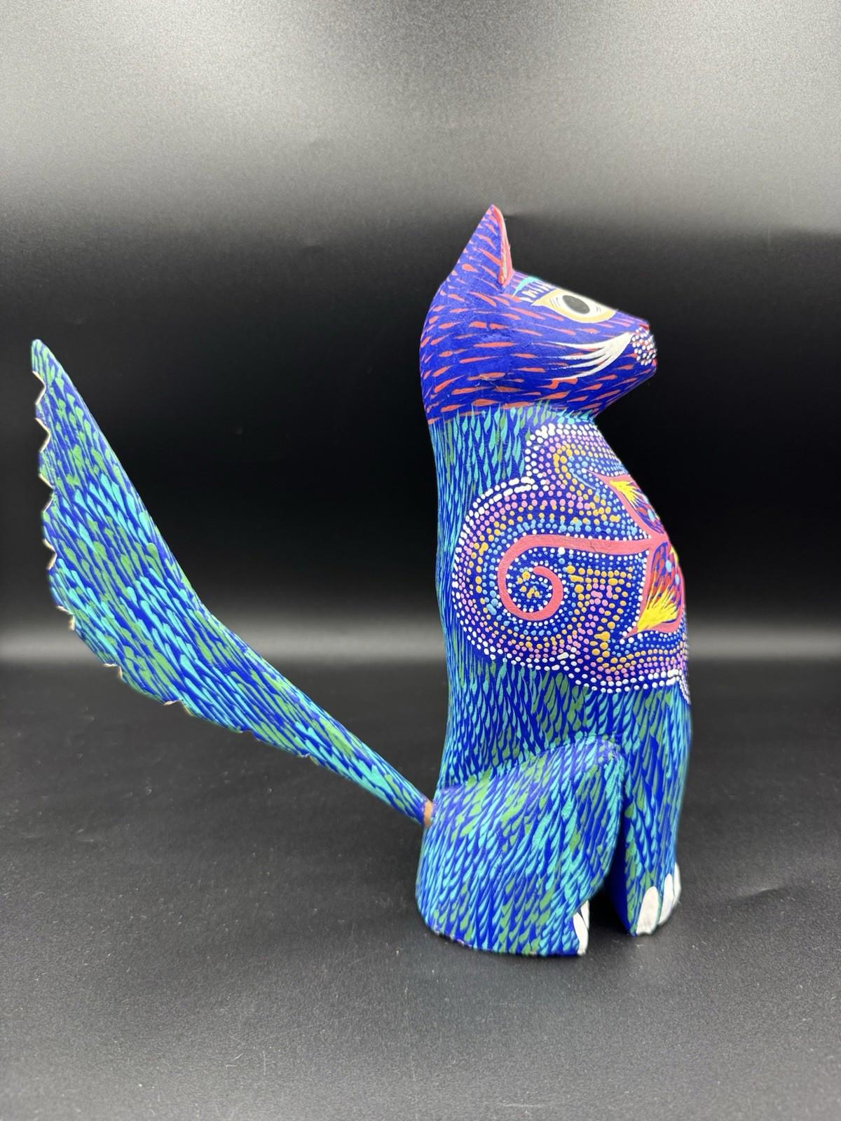 Mexican Oaxaca Folk Art Wood Carved Painted Animal Igor Garcia Alebrije Felidae