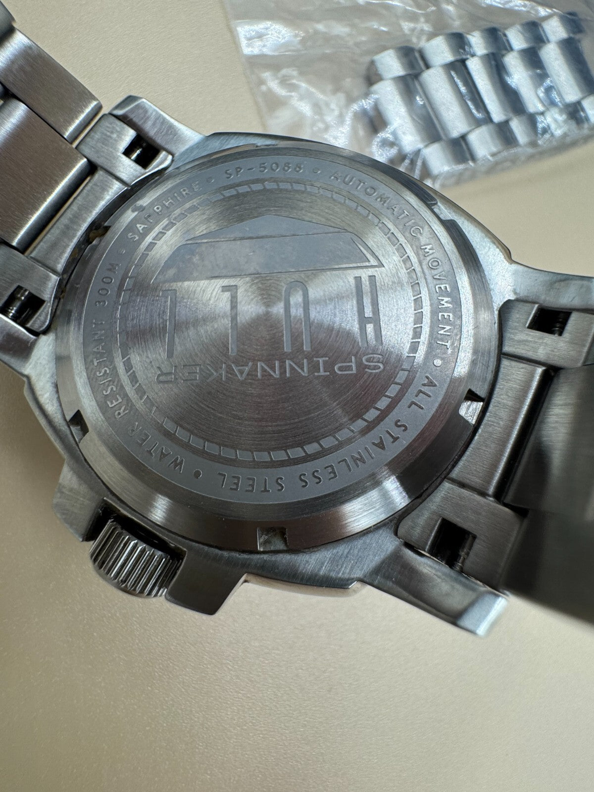 Spinnaker Hull Diver Stainless Steel 42mm Japanese Automatic 300m Full Kit Watch