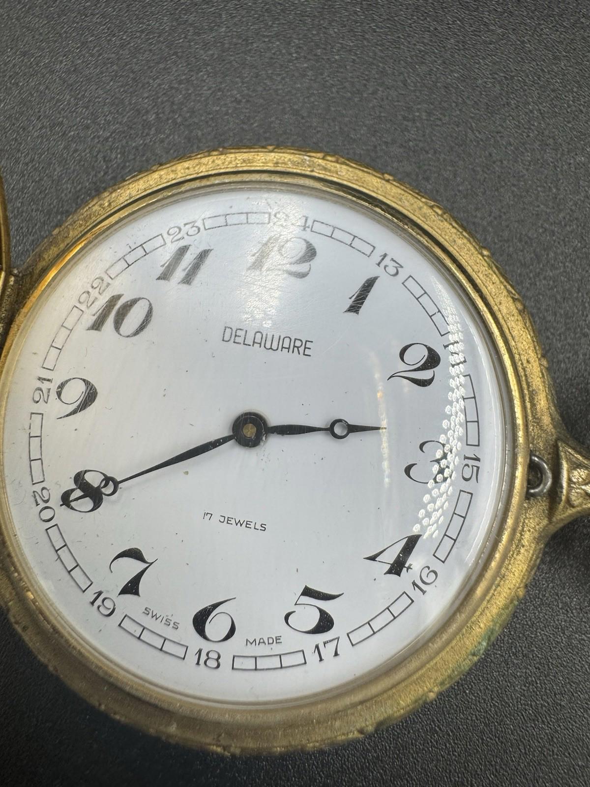 Vintage Delaware Pocket Watch 17 Jewels Swiss Fashiontime Hunter Case Non-Runnin