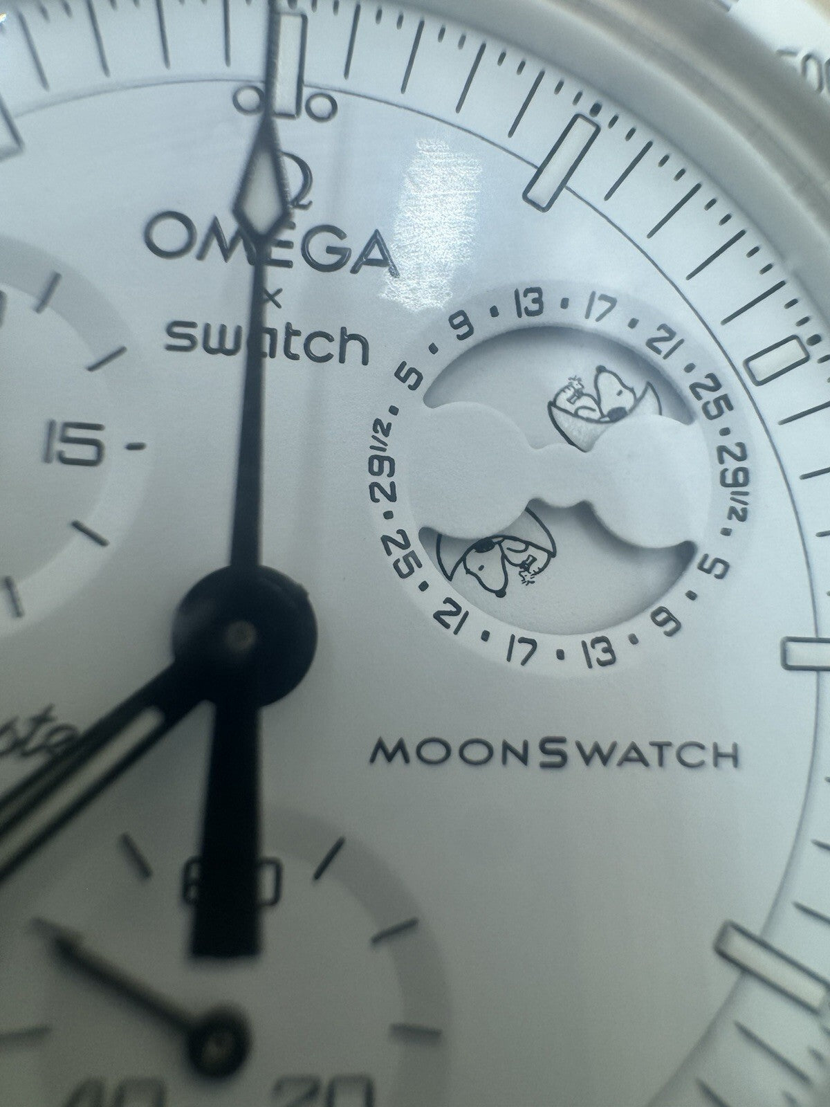 OMEGA x Swatch WHITE Snoopy MoonSwatch Mission to Moonphase Full Moon Brand New