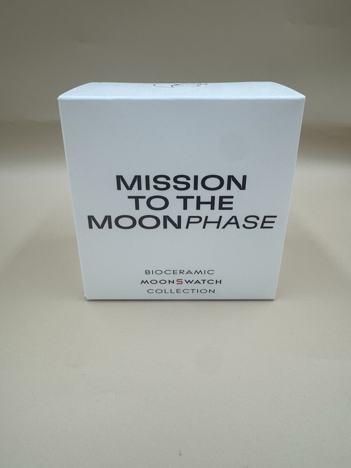 OMEGA x Swatch WHITE Snoopy MoonSwatch Mission to Moonphase Full Moon Brand New