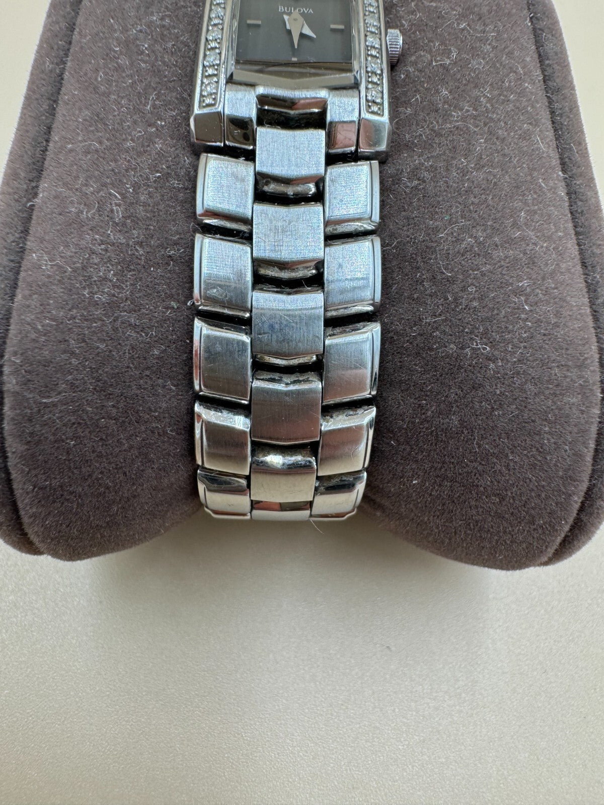 Bulova 96R11 Women's Swiss 14 Diamonds Stainless Steel Gray Dial Dress Watch VG+