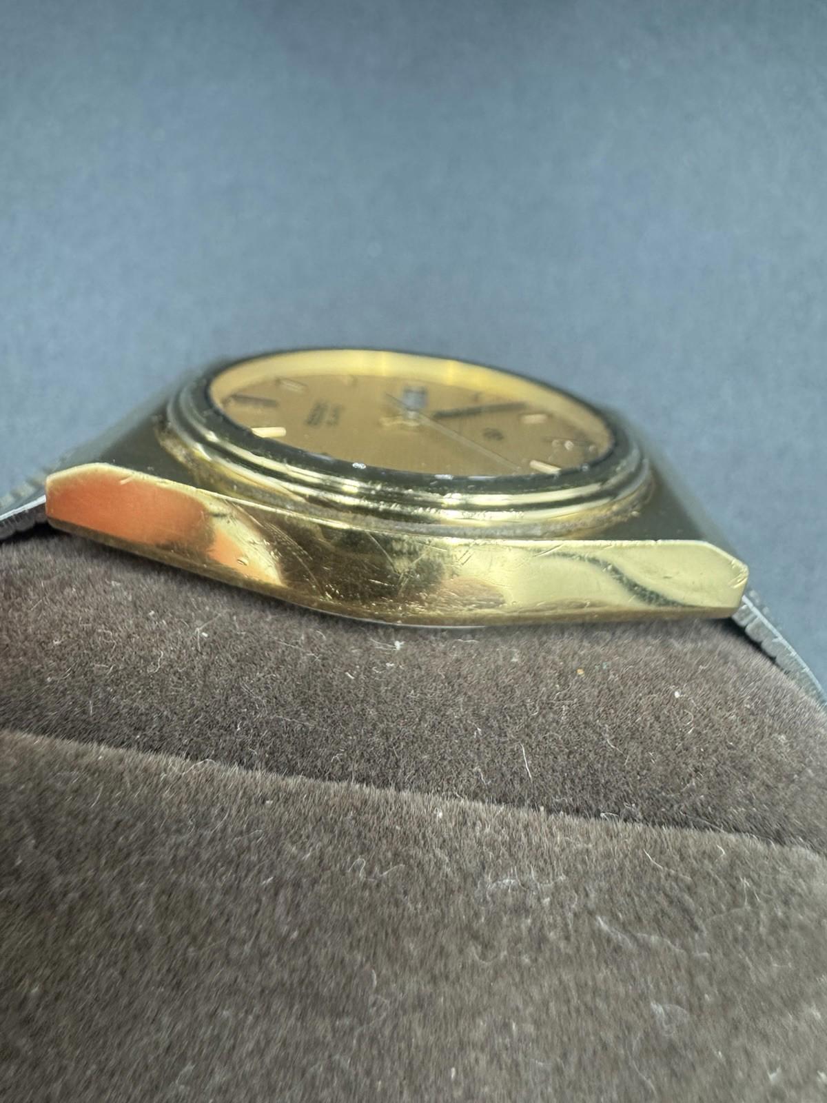 Vintage Seiko Quartz Day Date Gold Dial Watch Hamilton Band Non-Running