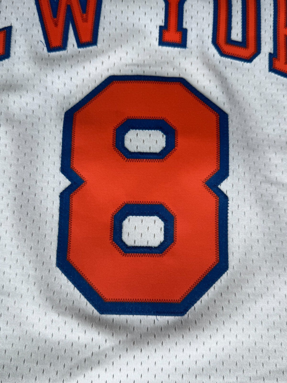 Vintage Nike Latrell Sprewell ‘Swingman’ White Jersey L New York Knicks Number 8