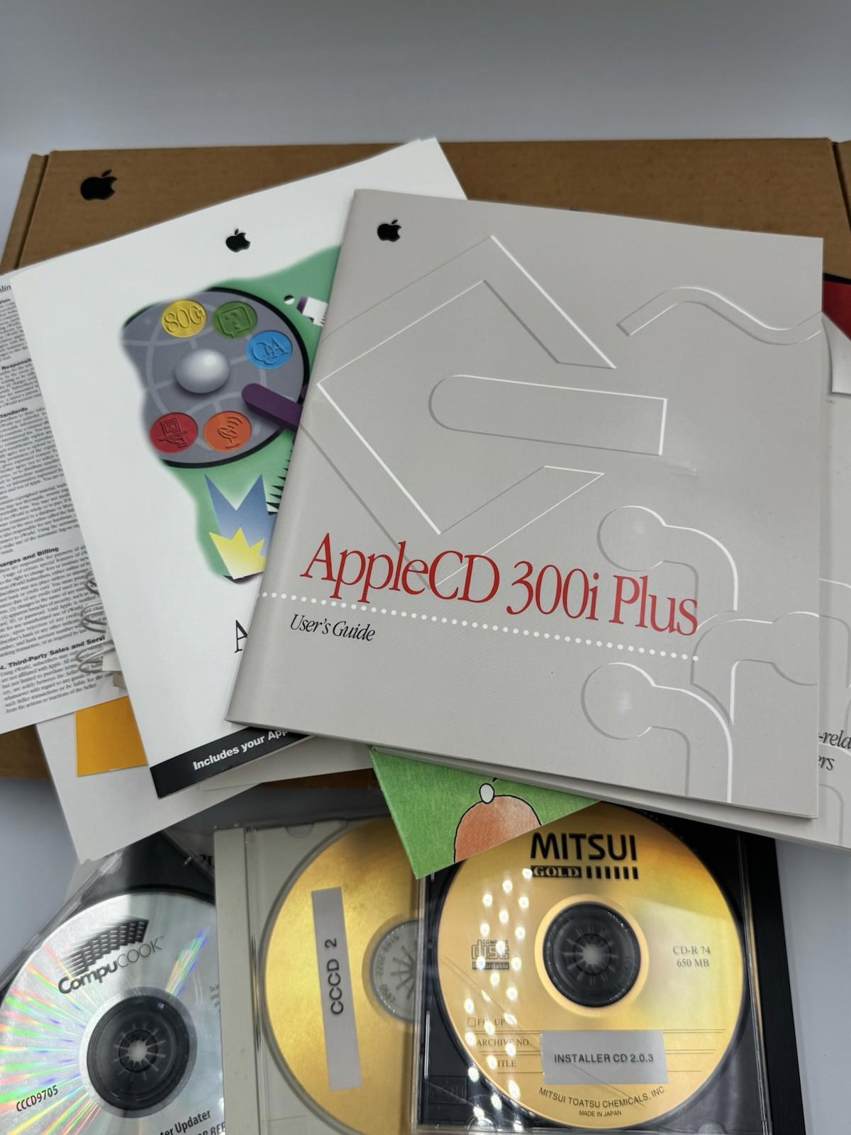 Apple Power Macintosh 6100/66 Manuals, Disks & Original Box