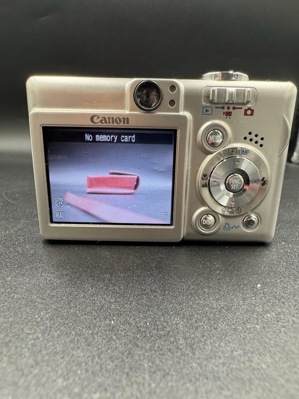 Canon PowerShot Digital ELPH SD400 5.0MP Digital Camera with Original Red Case