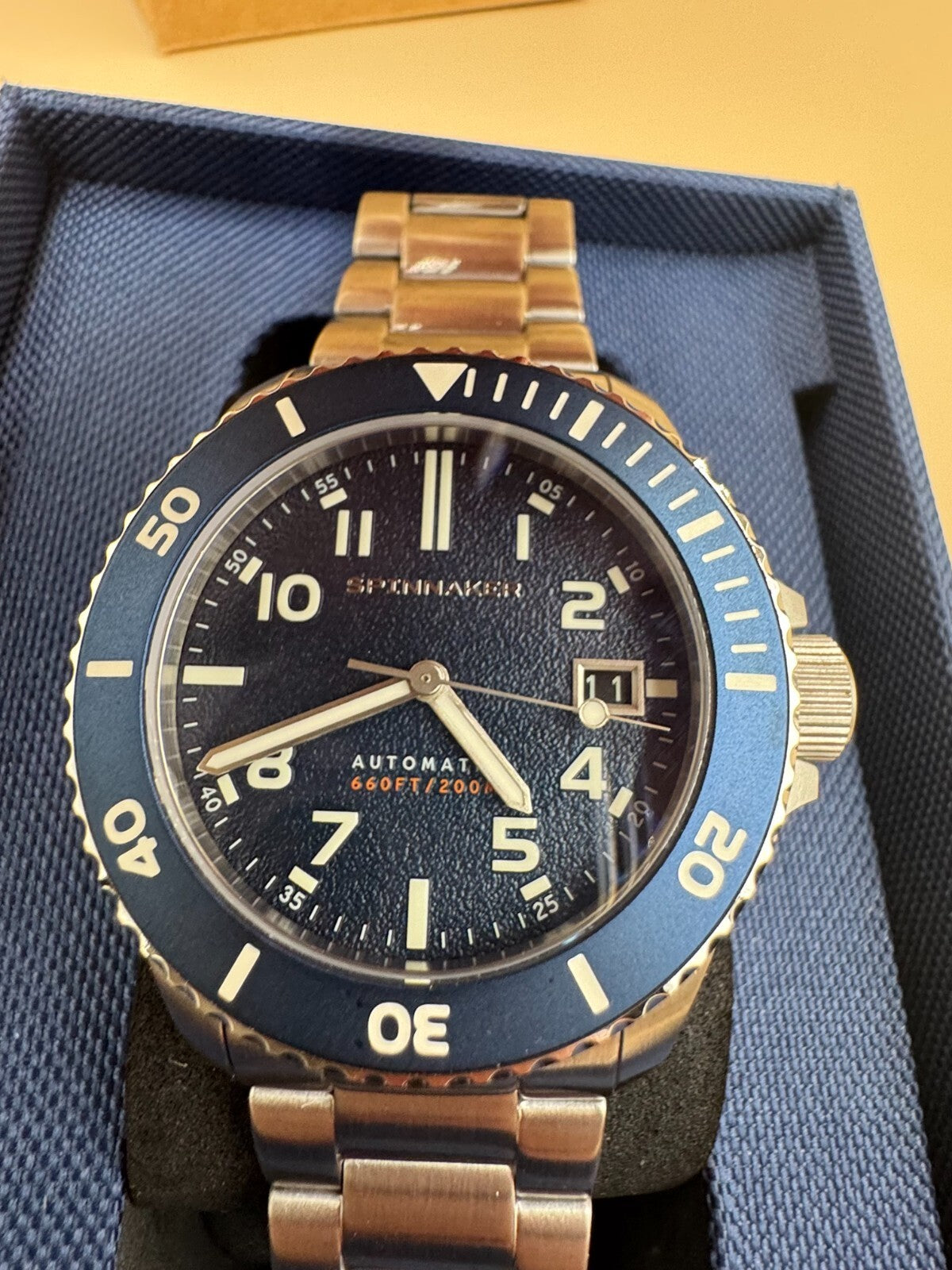 Spinnaker Hunley SP-5102 Diver Men's Watch with Original Bracelet and Box Blue M