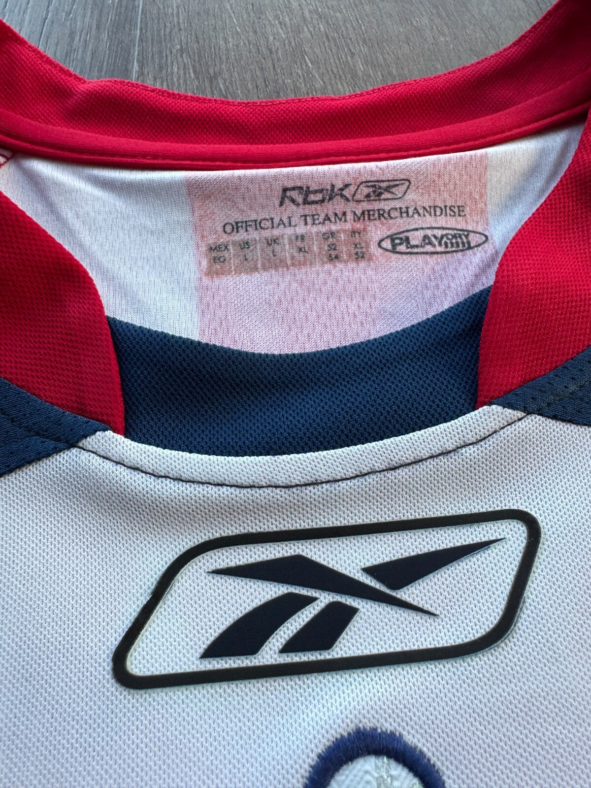 Chivas de Guadalajara 2006-07 Reebok Home Chicharito #45 Hernandez Jersey Large