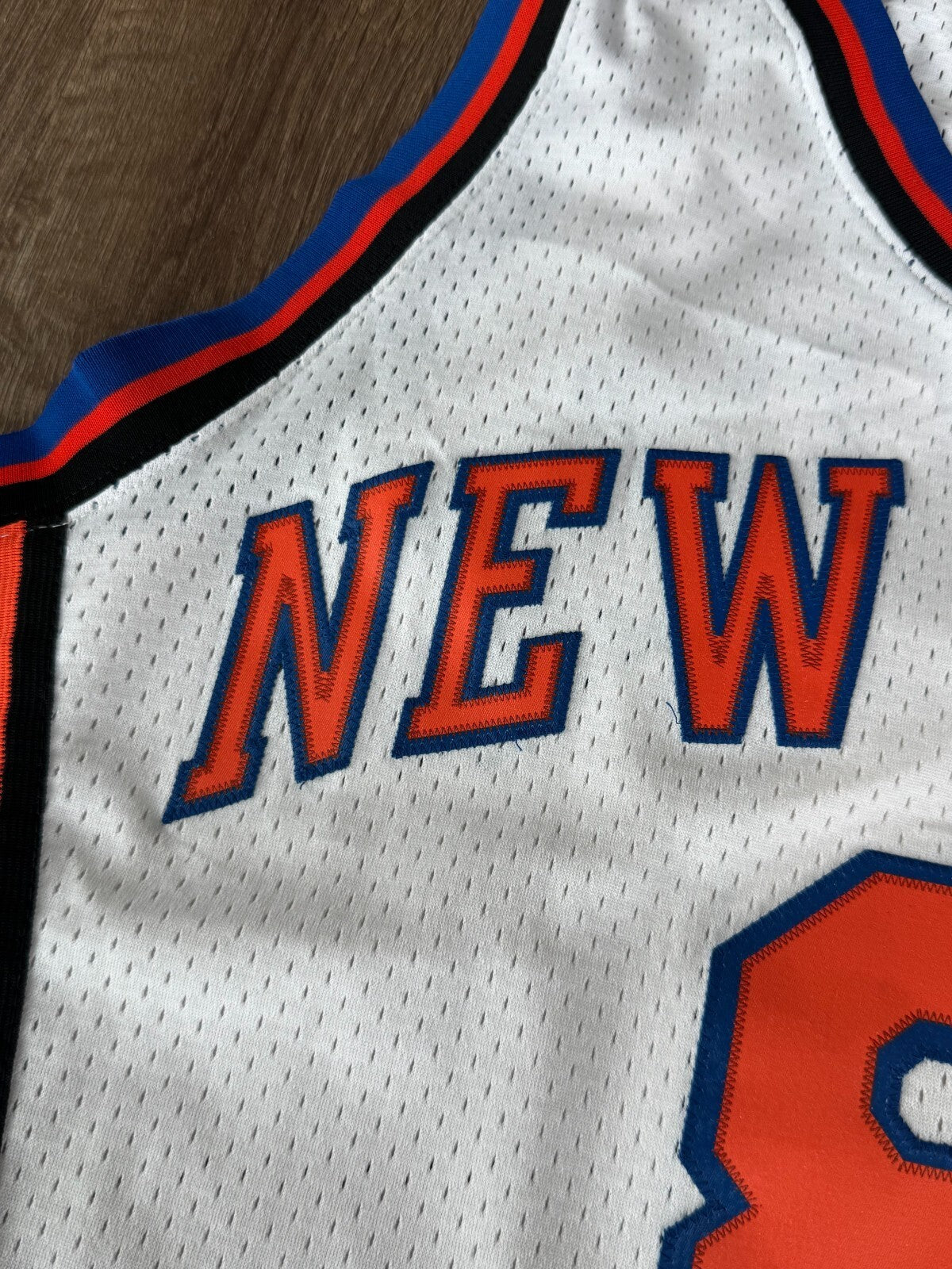Vintage Nike Latrell Sprewell ‘Swingman’ White Jersey L New York Knicks Number 8